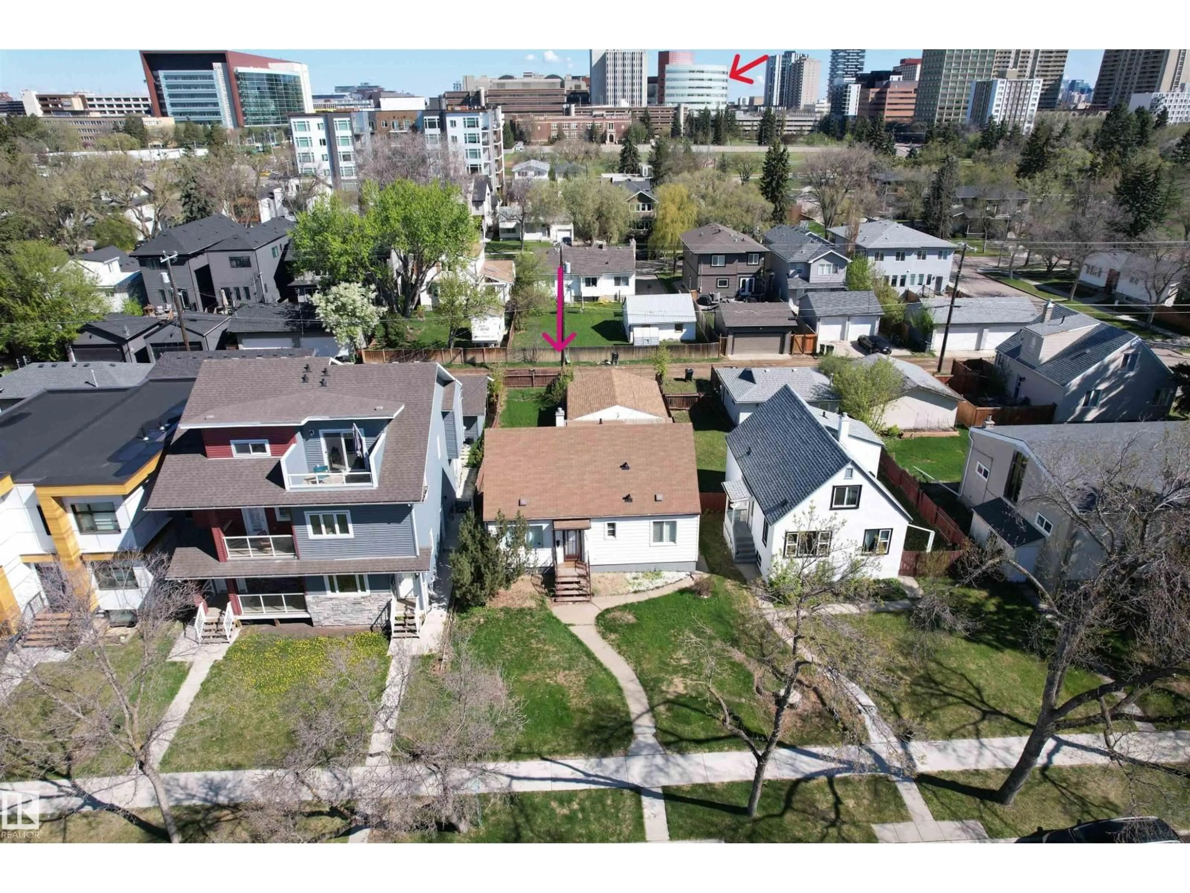 A pic from outside/outdoor area/front of a property/back of a property/a pic from drone, street for 11314 78 AV, Edmonton Alberta T6G0H3