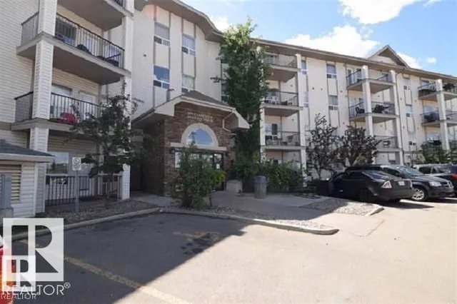 # - 2122 CLAREVIEW STATION DR, Edmonton
