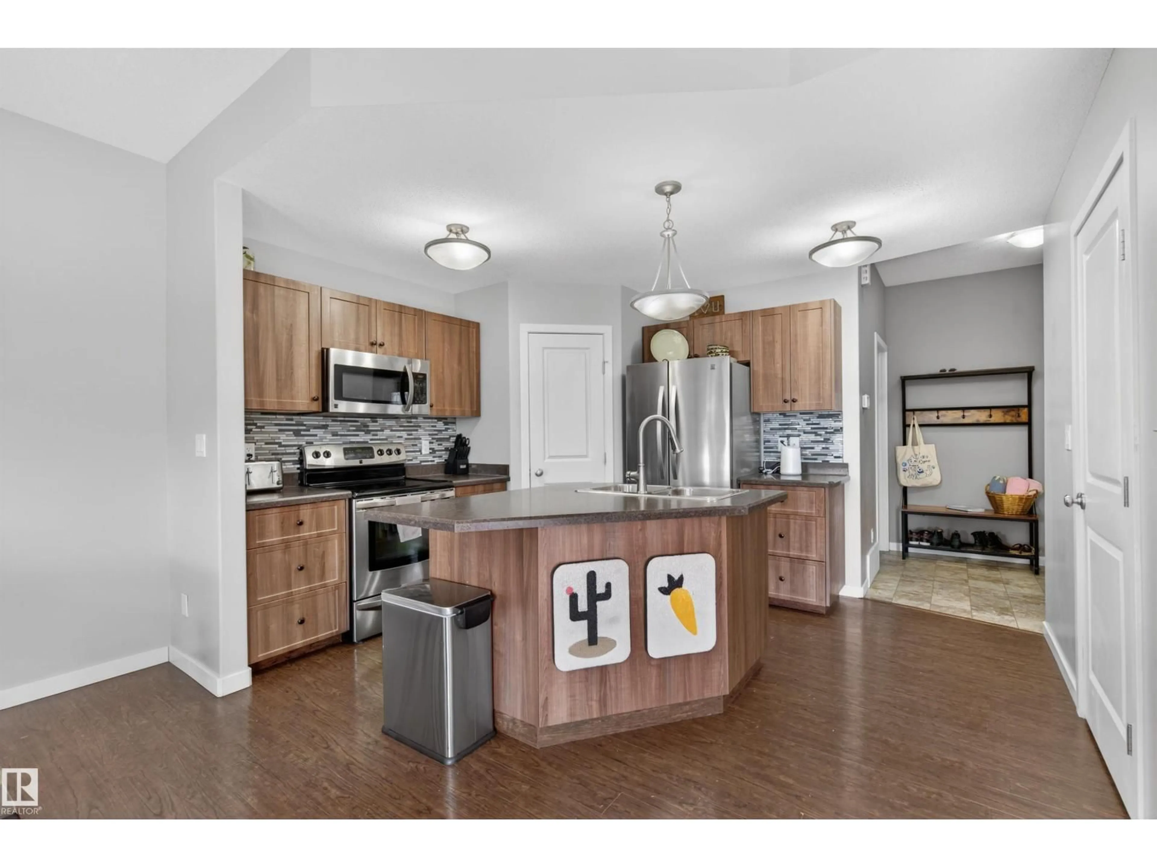 Open concept kitchen, unknown for 6807B 47 ST, Cold Lake Alberta T9M0B1