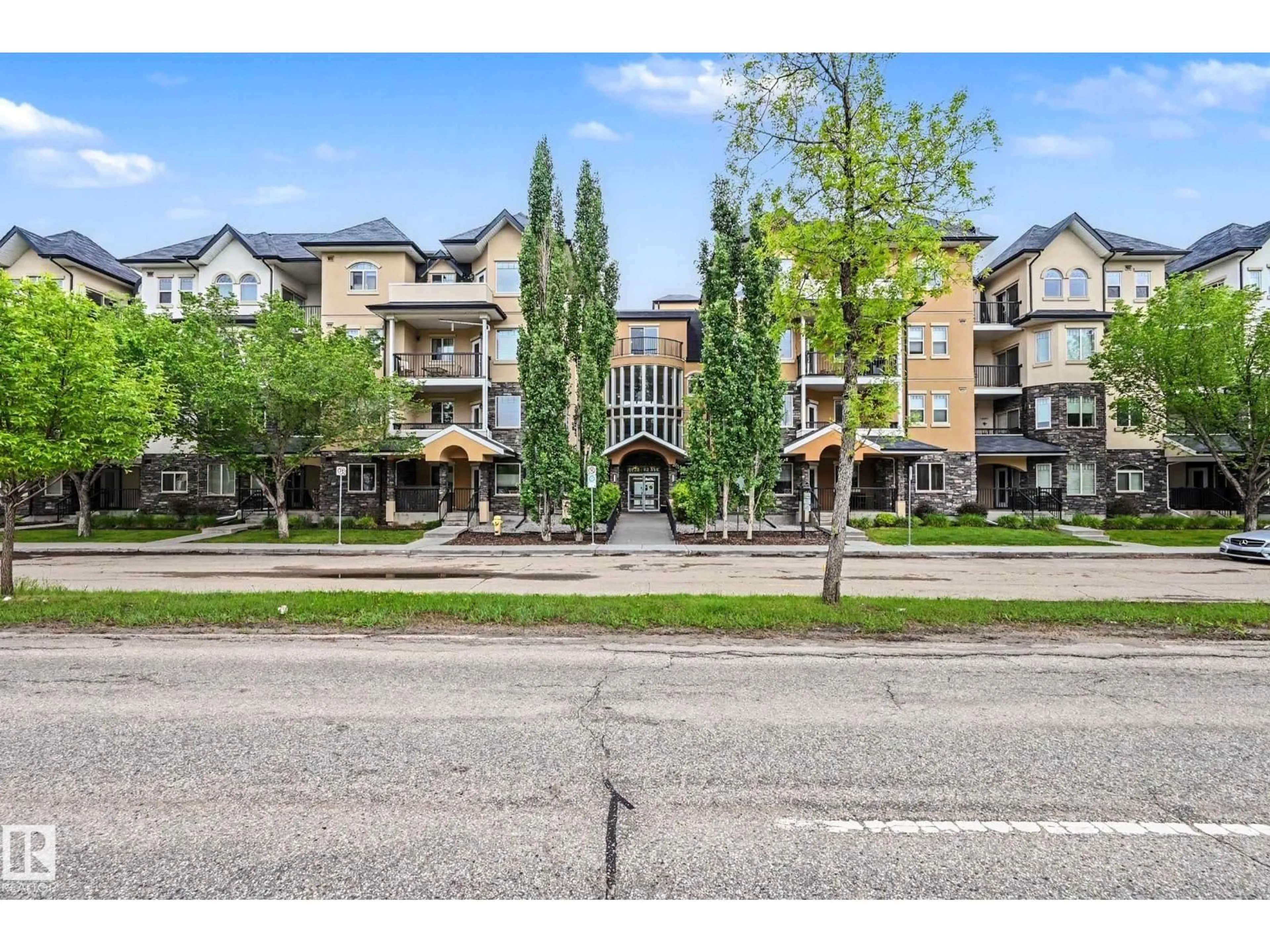 A pic from outside/outdoor area/front of a property/back of a property/a pic from drone, unknown for #402 - 8730 82 AV, Edmonton Alberta T6C0Z1