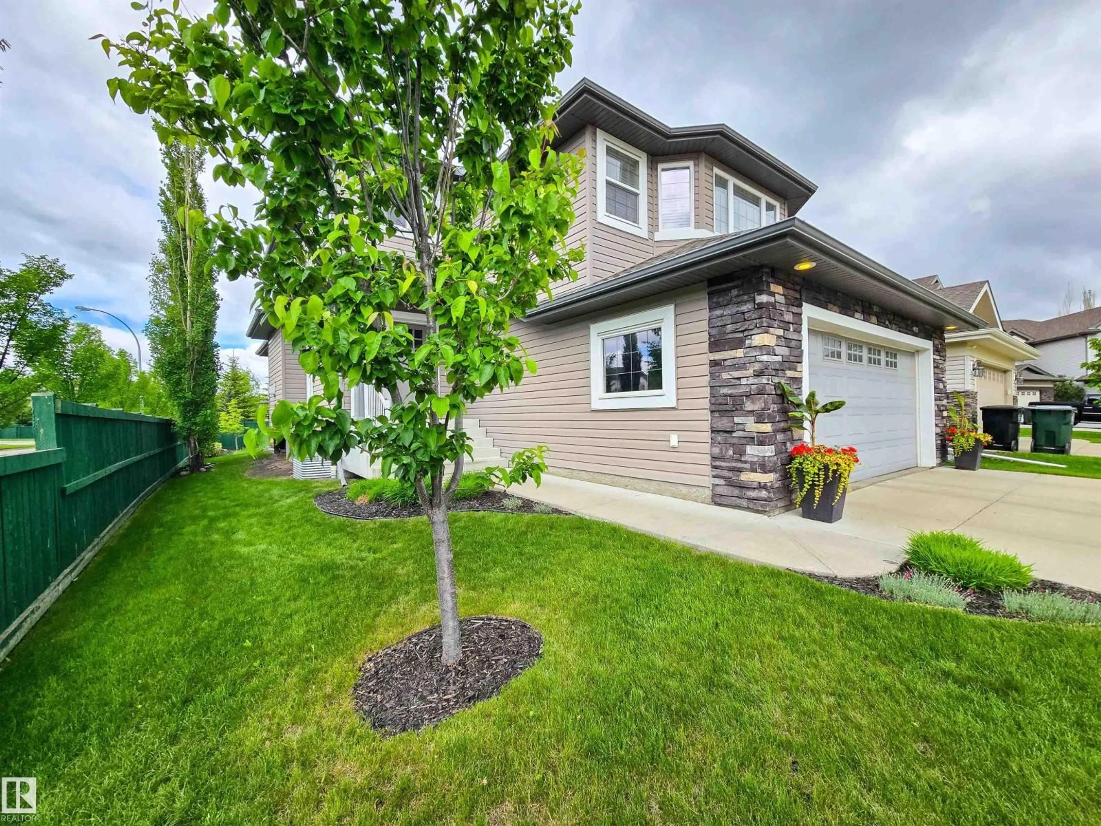 Unknown for 504 CRANDELL CT, Sherwood Park Alberta T8H0H3