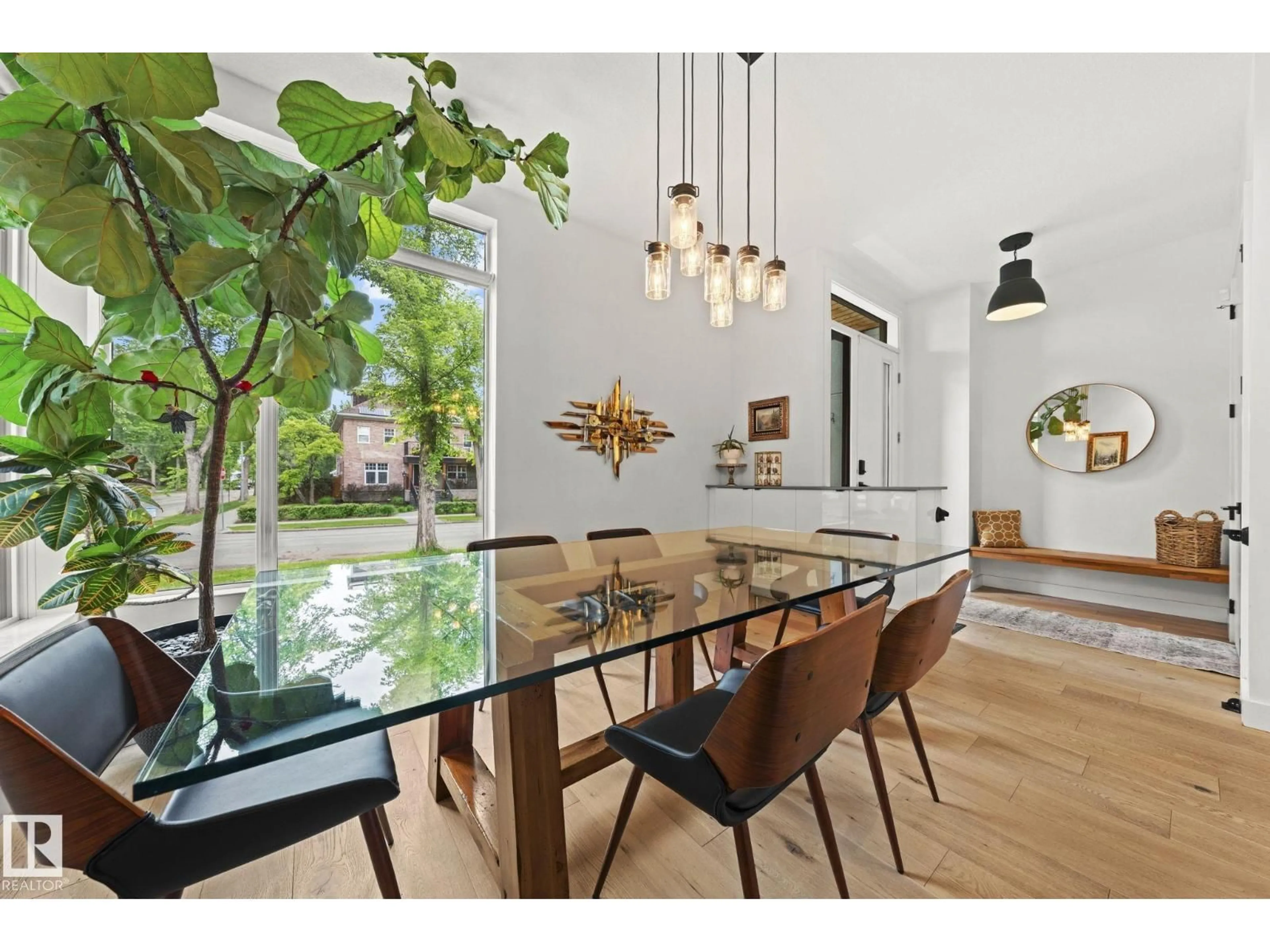 Dining room, unknown for 14379 92A AV, Edmonton Alberta T5R5E3