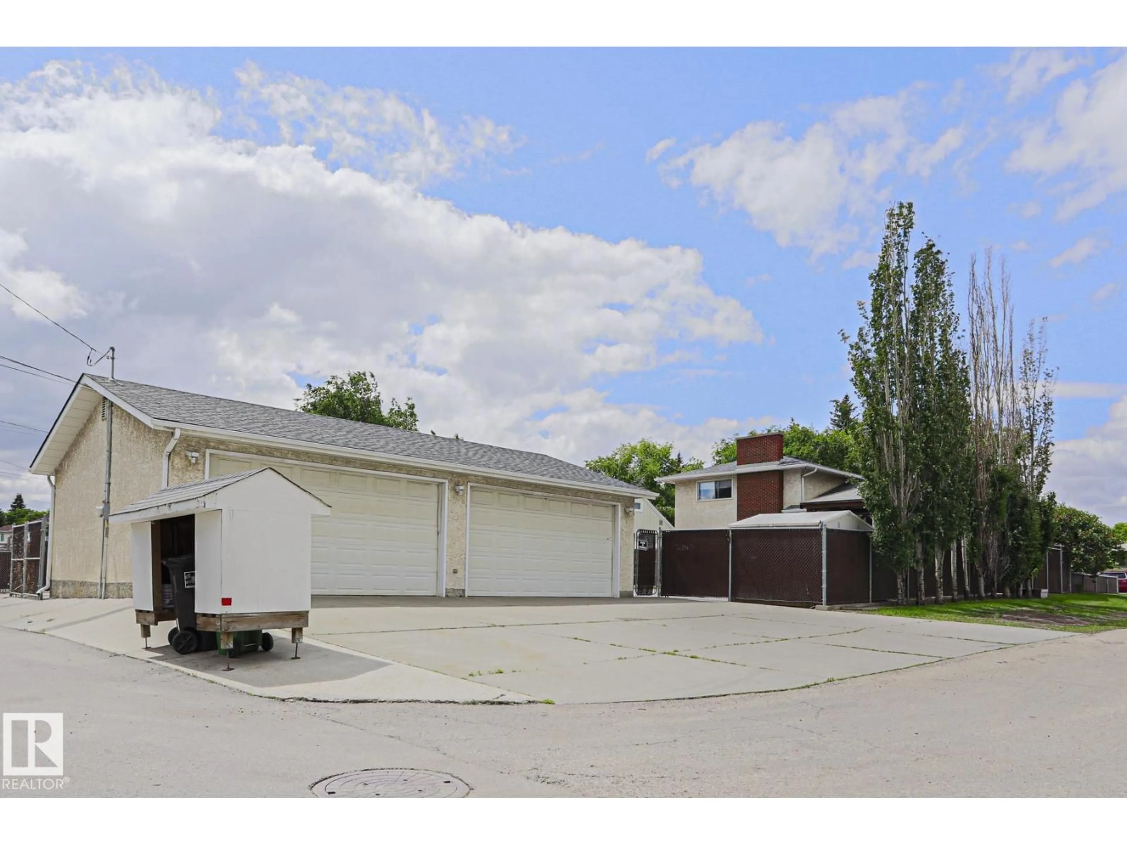 Unknown for 12517 79 ST, Edmonton Alberta T5B2N9