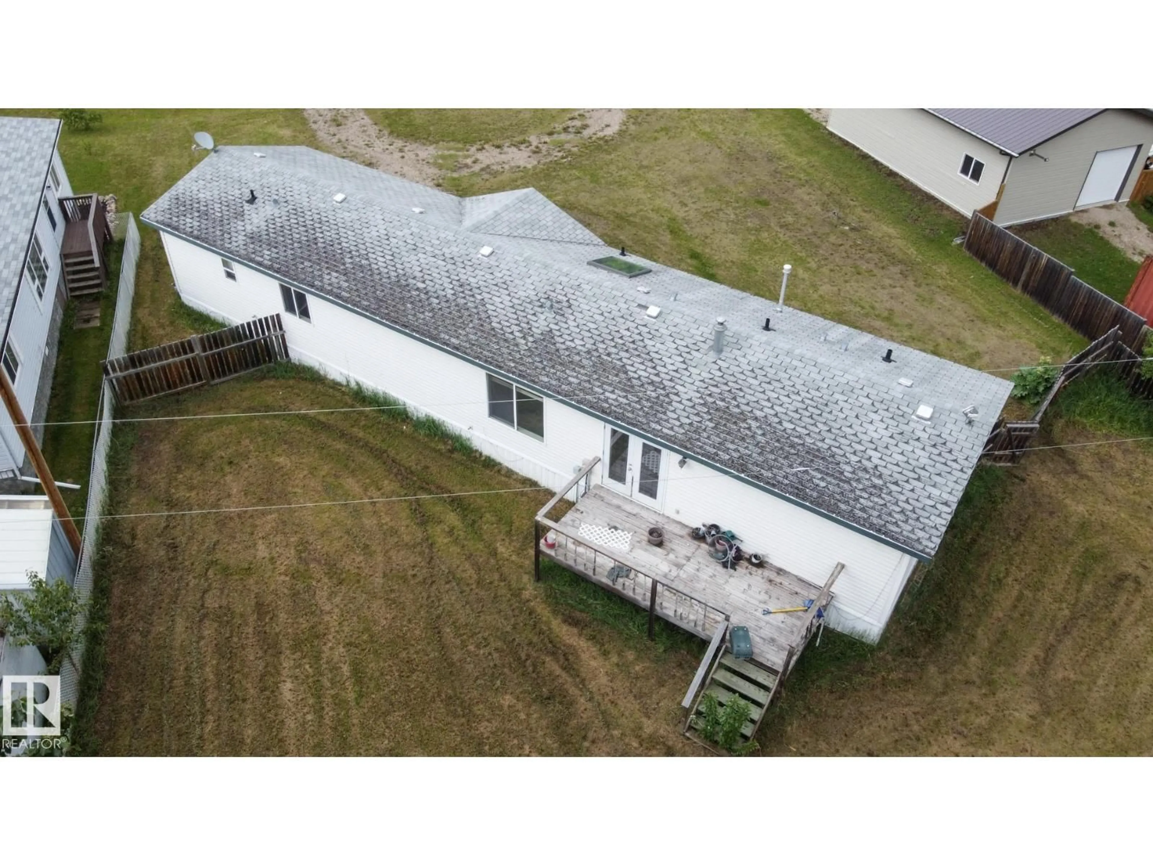 A pic from outside/outdoor area/front of a property/back of a property/a pic from drone, building for 4703 52 ST, Peers Alberta T0E1W0