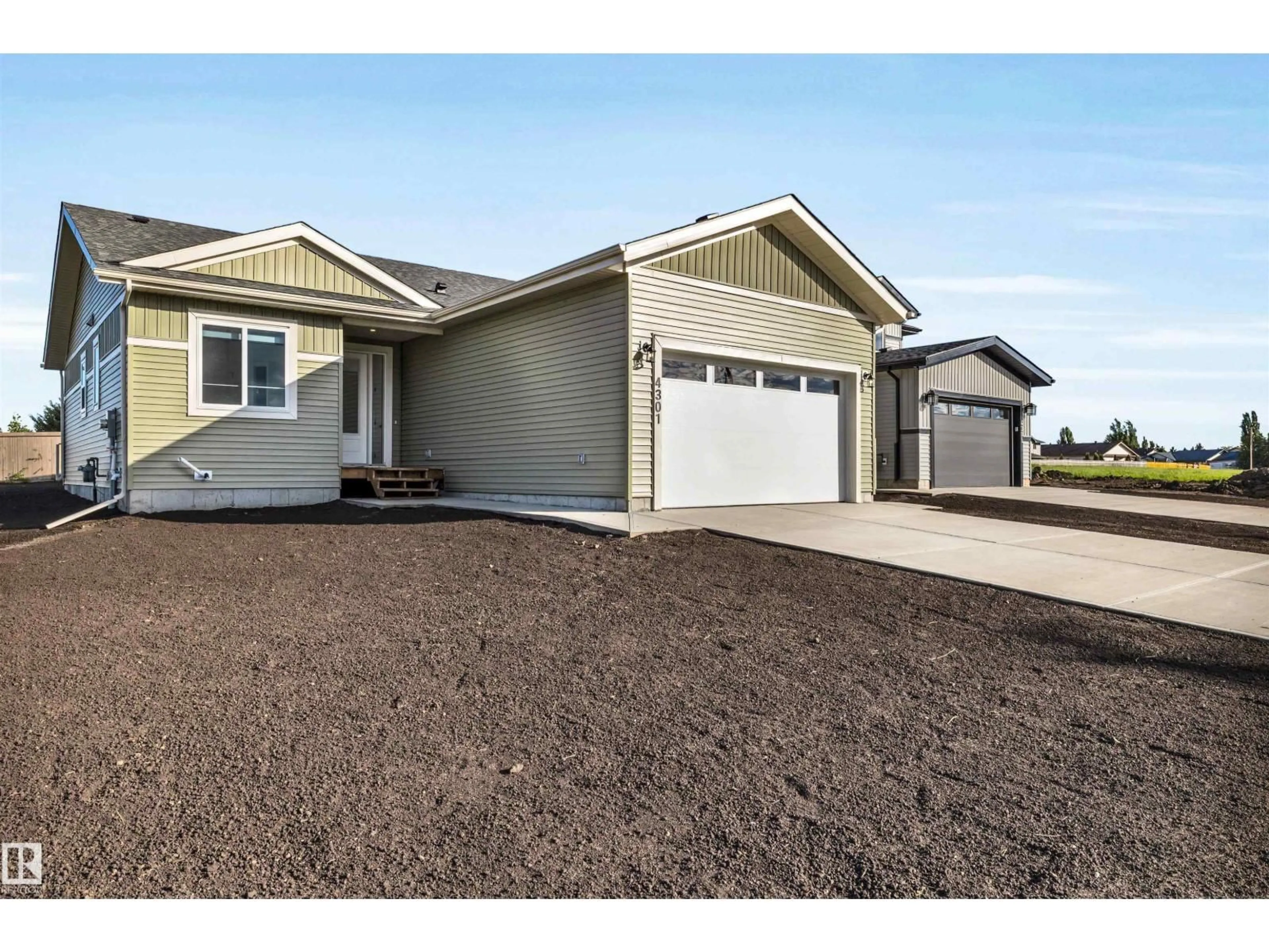 Home with vinyl exterior material, street for 4301 CEDAR DRIVE, Wetaskiwin Alberta T9A0A1