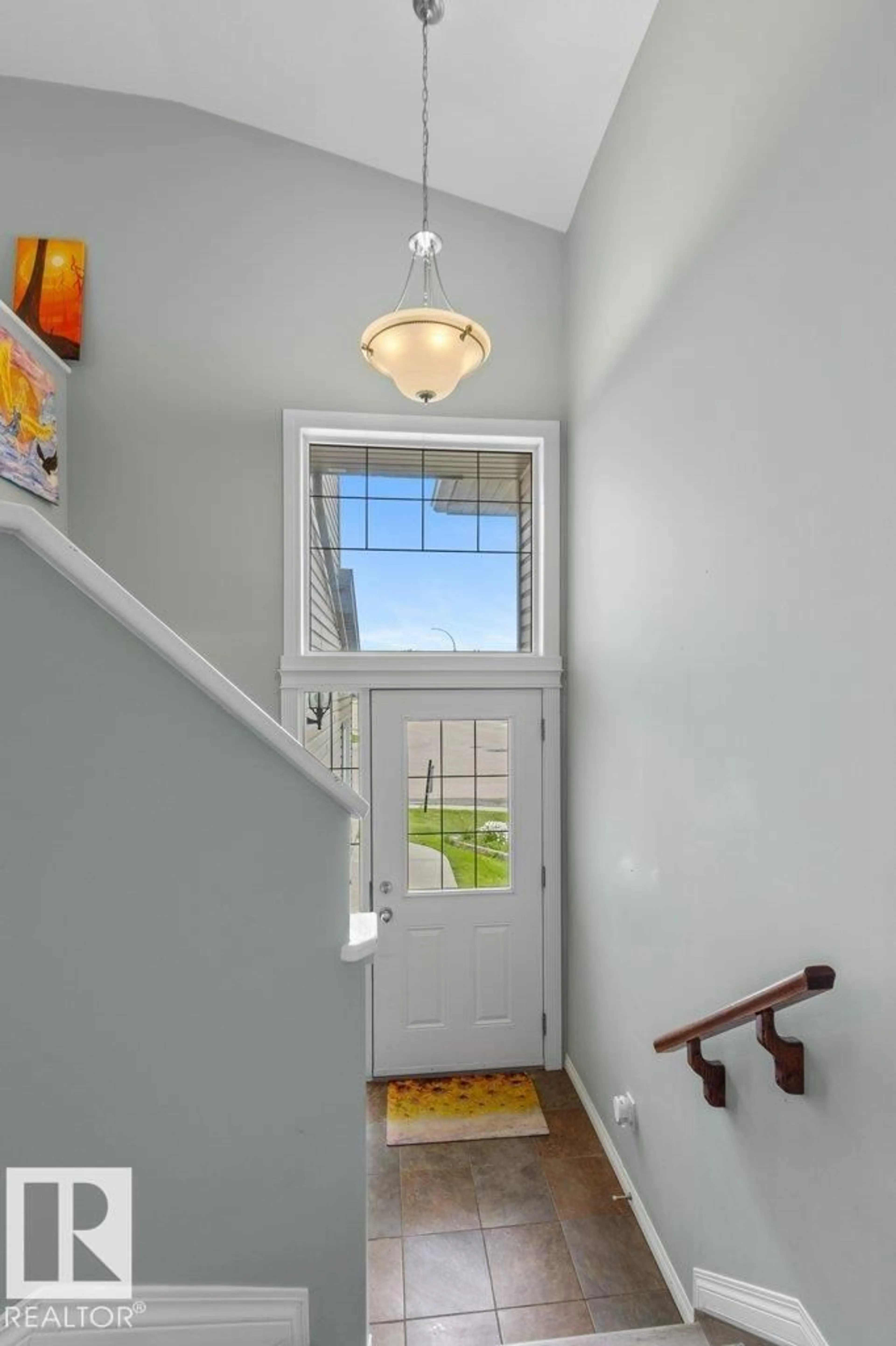 Indoor entryway for 3901 44 AV, Drayton Valley Alberta T7A0A1