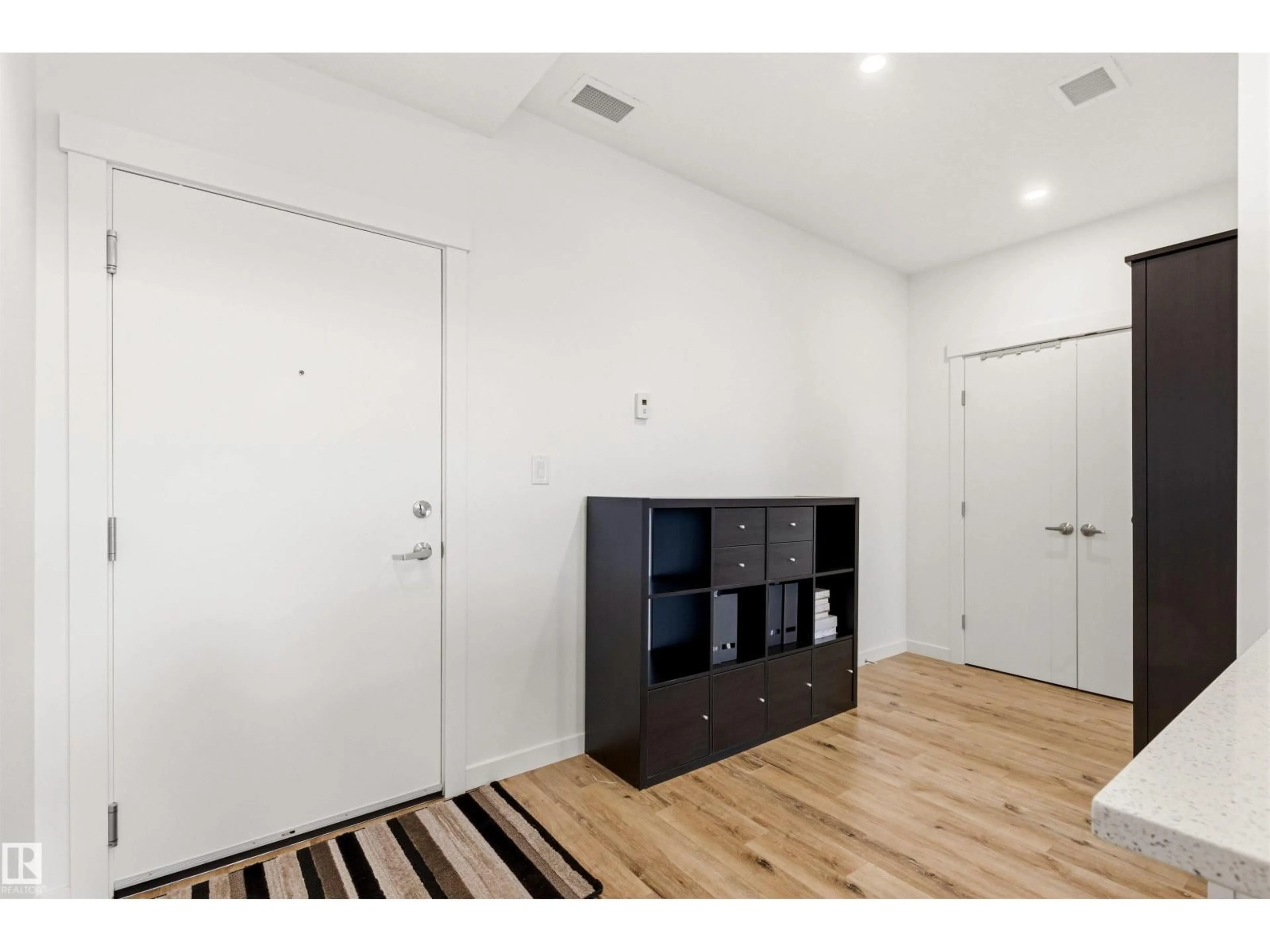 Unknown for #413 - 11503 76 AV, Edmonton Alberta T6G0K6