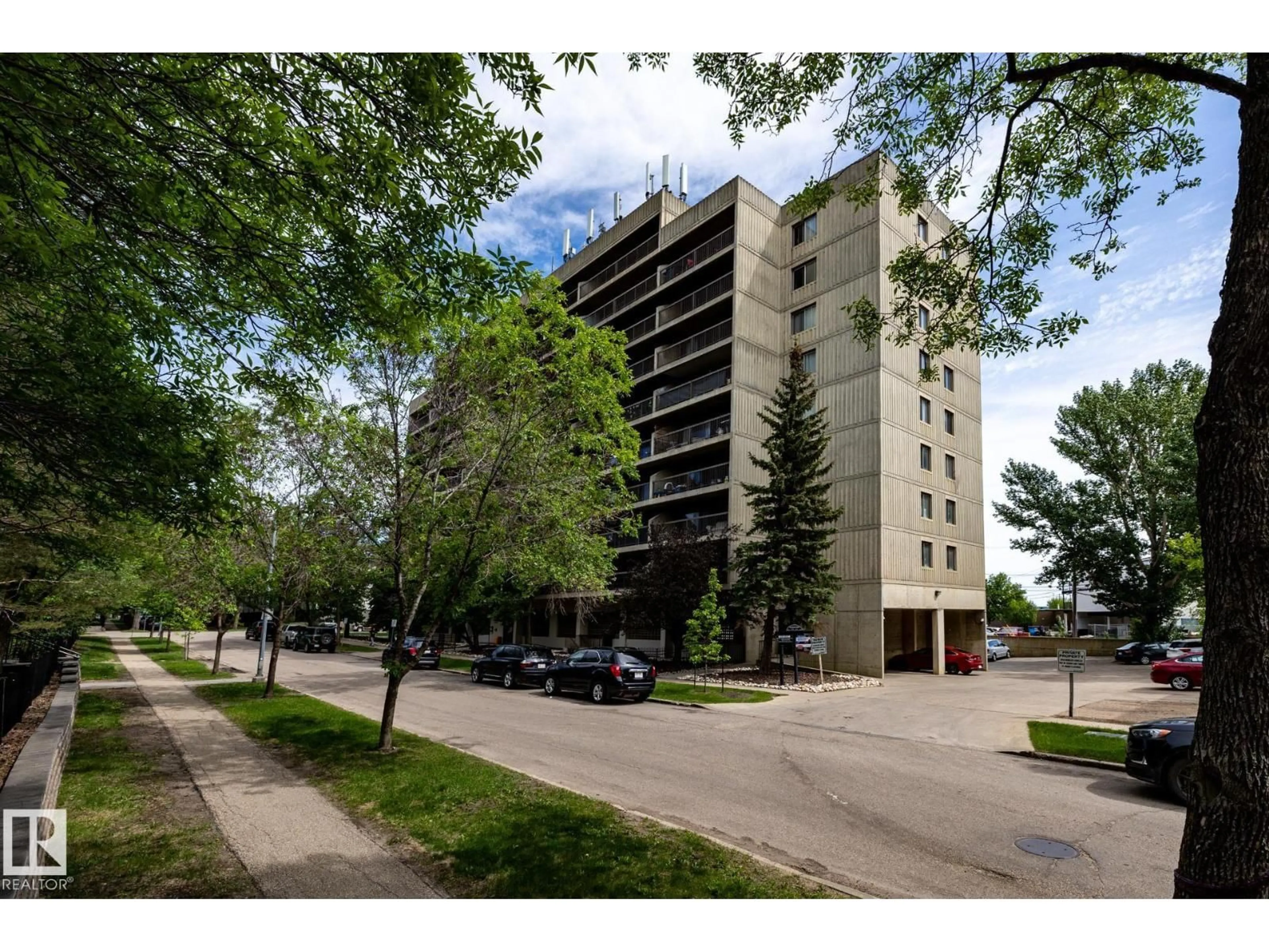 Unknown for 910 12841 65 ST NW, Edmonton Alberta T5A4N4