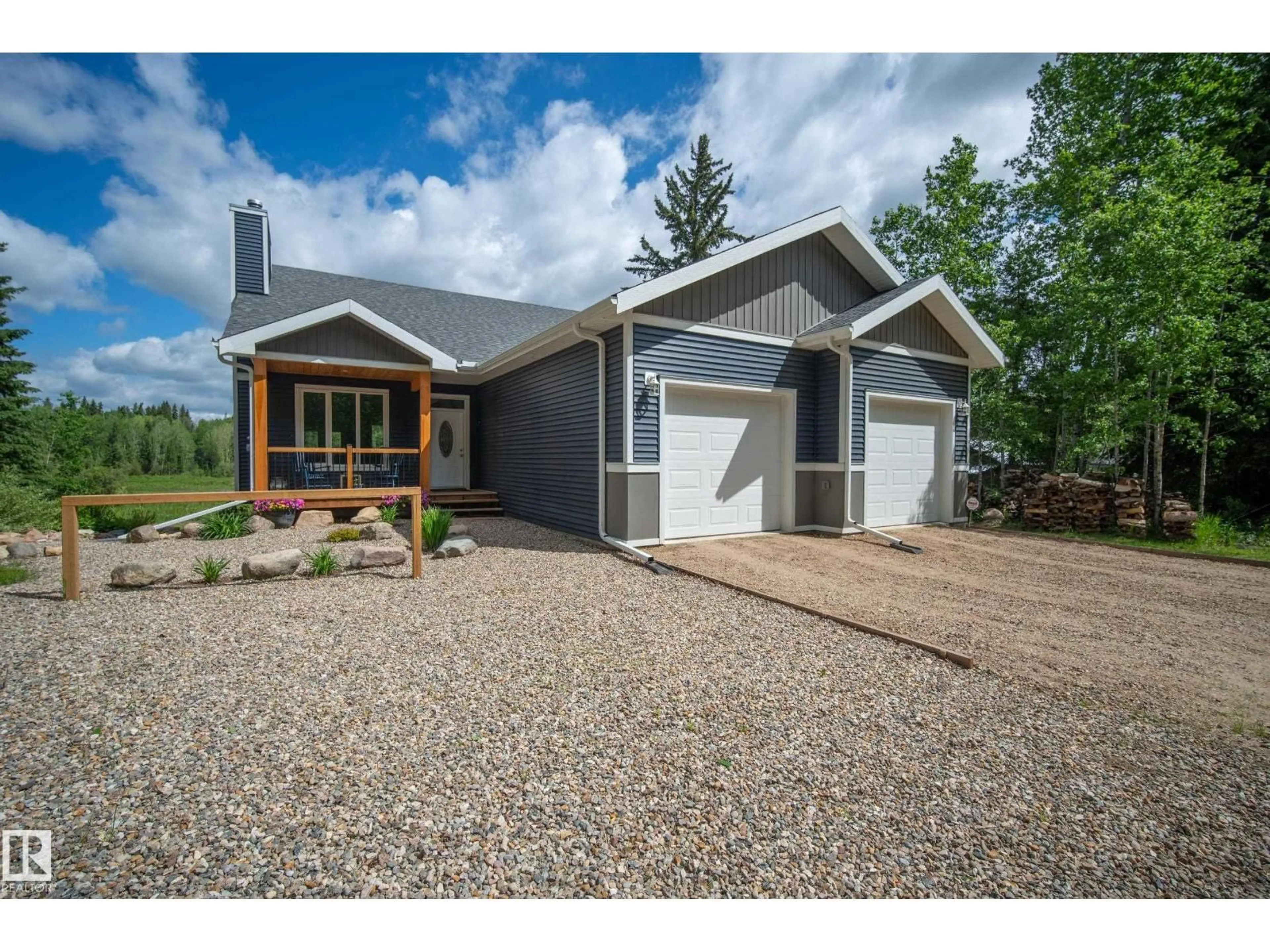 Home with vinyl exterior material, unknown for 25 RANGE ROAD 232, Rural Thorhild County Alberta T0A2W0