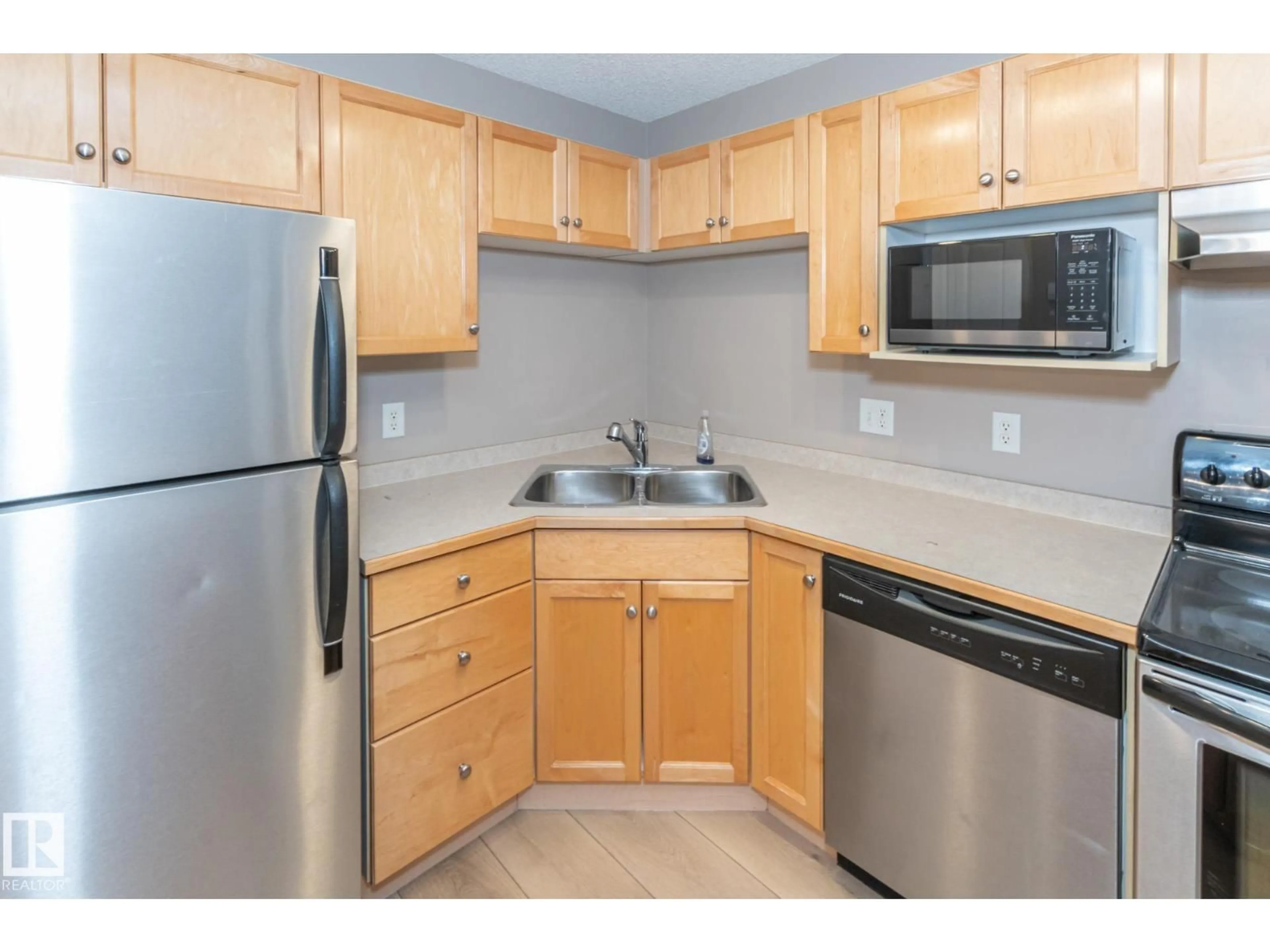 Standard kitchen, unknown for 245 - 119 EDWARDS DR, Edmonton Alberta T6X1J9