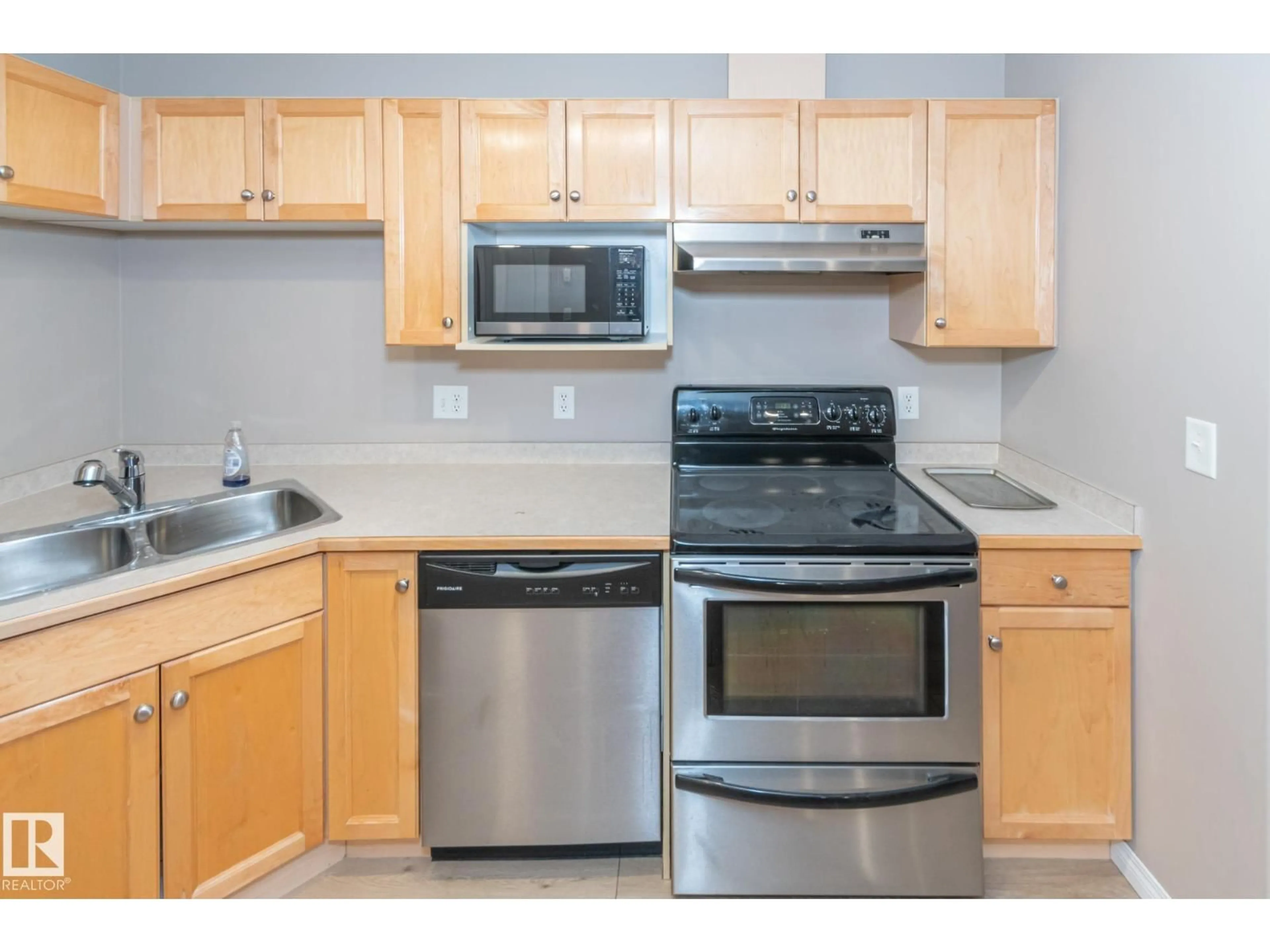 Standard kitchen, unknown for 245 - 119 EDWARDS DR, Edmonton Alberta T6X1J9