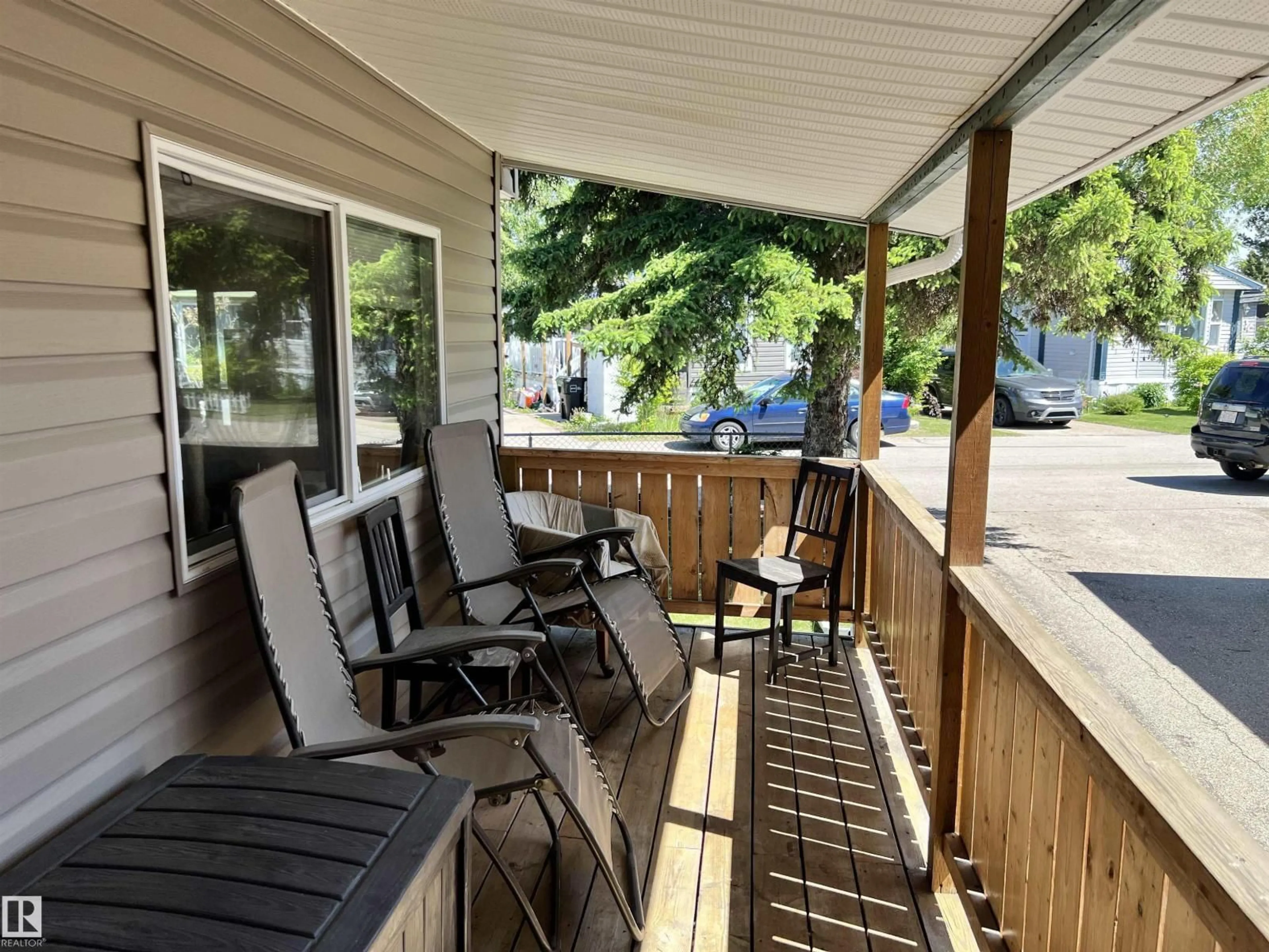 Patio, street for PA NE - 220 EVERGREEN MOBILE, Edmonton Alberta T5Y4M2
