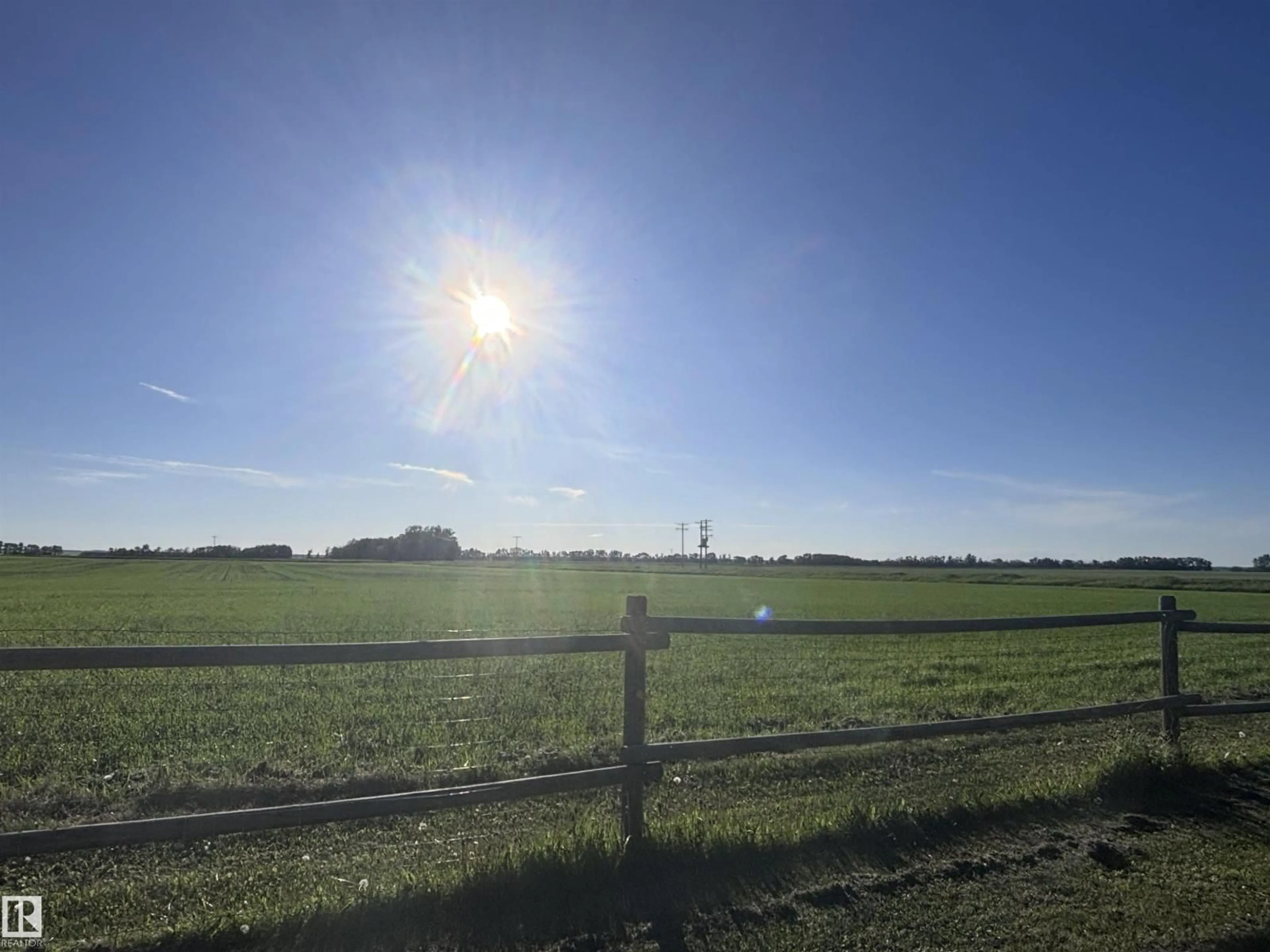 Blurry image for 24523 TWP ROAD 582, Rural Sturgeon County Alberta T0G1L2