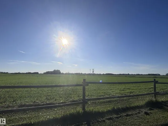 24523 TWP ROAD 582, Rural Sturgeon County 5