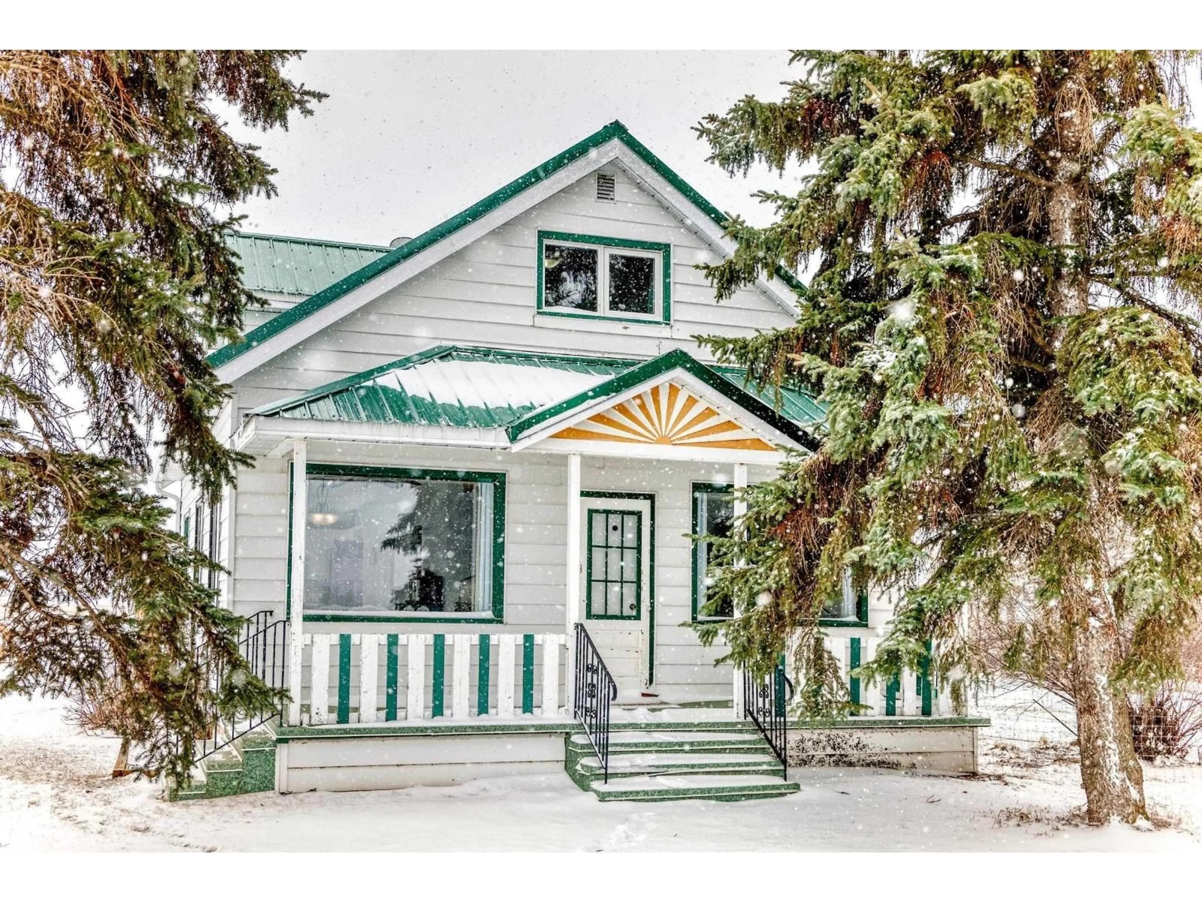 Home with vinyl exterior material, street for 24523 TWP ROAD 582, Rural Sturgeon County Alberta T0G1L2