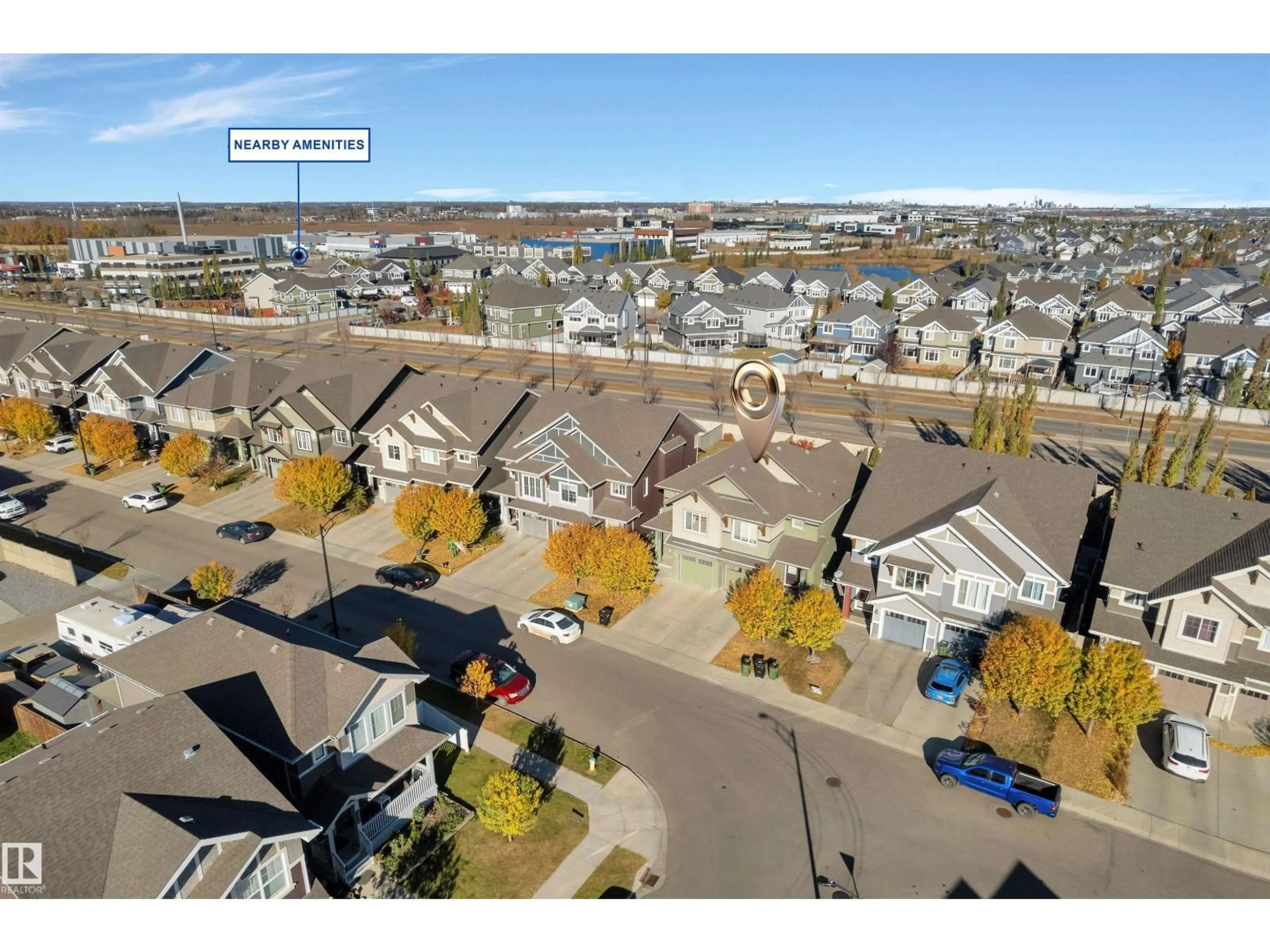 A pic from outside/outdoor area/front of a property/back of a property/a pic from drone, street for 5405 CRABAPPLE LO, Edmonton Alberta T6X1S5