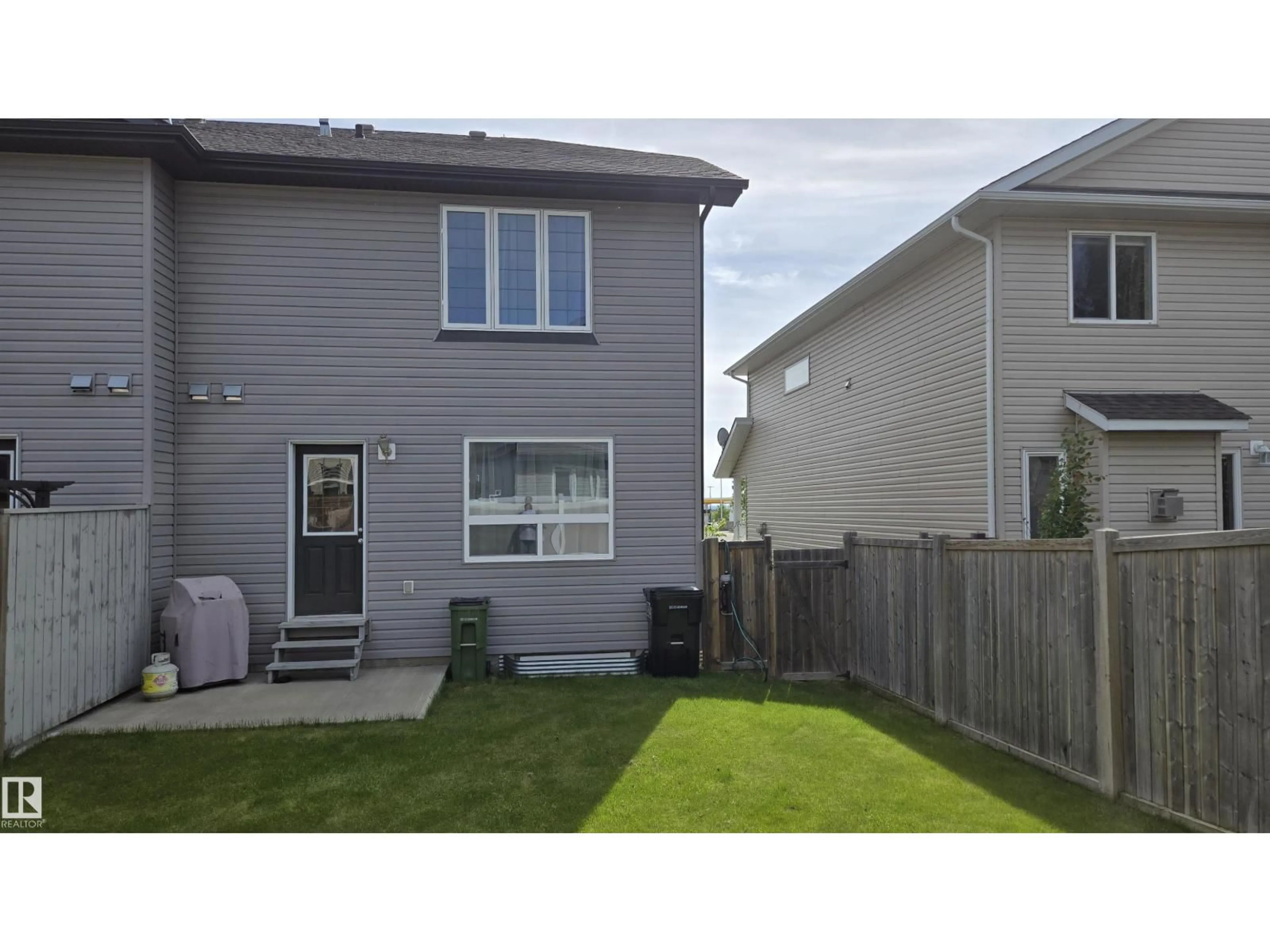Home with vinyl exterior material, street for NW - 16730 53 ST, Edmonton Alberta T5Y0R6