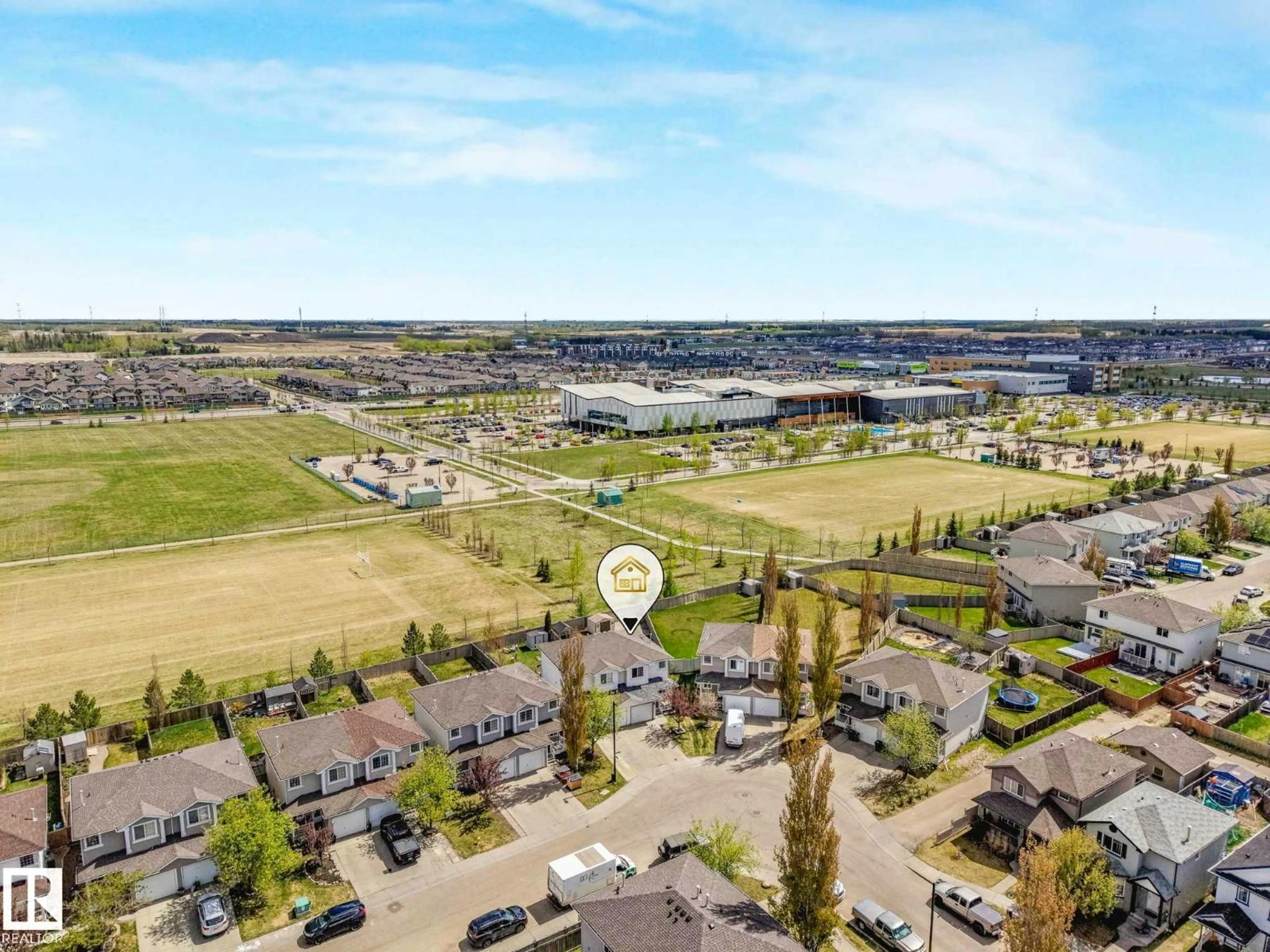 A pic from outside/outdoor area/front of a property/back of a property/a pic from drone, water/lake/river/ocean view for 2921 23 ST, Edmonton Alberta T6T2B2