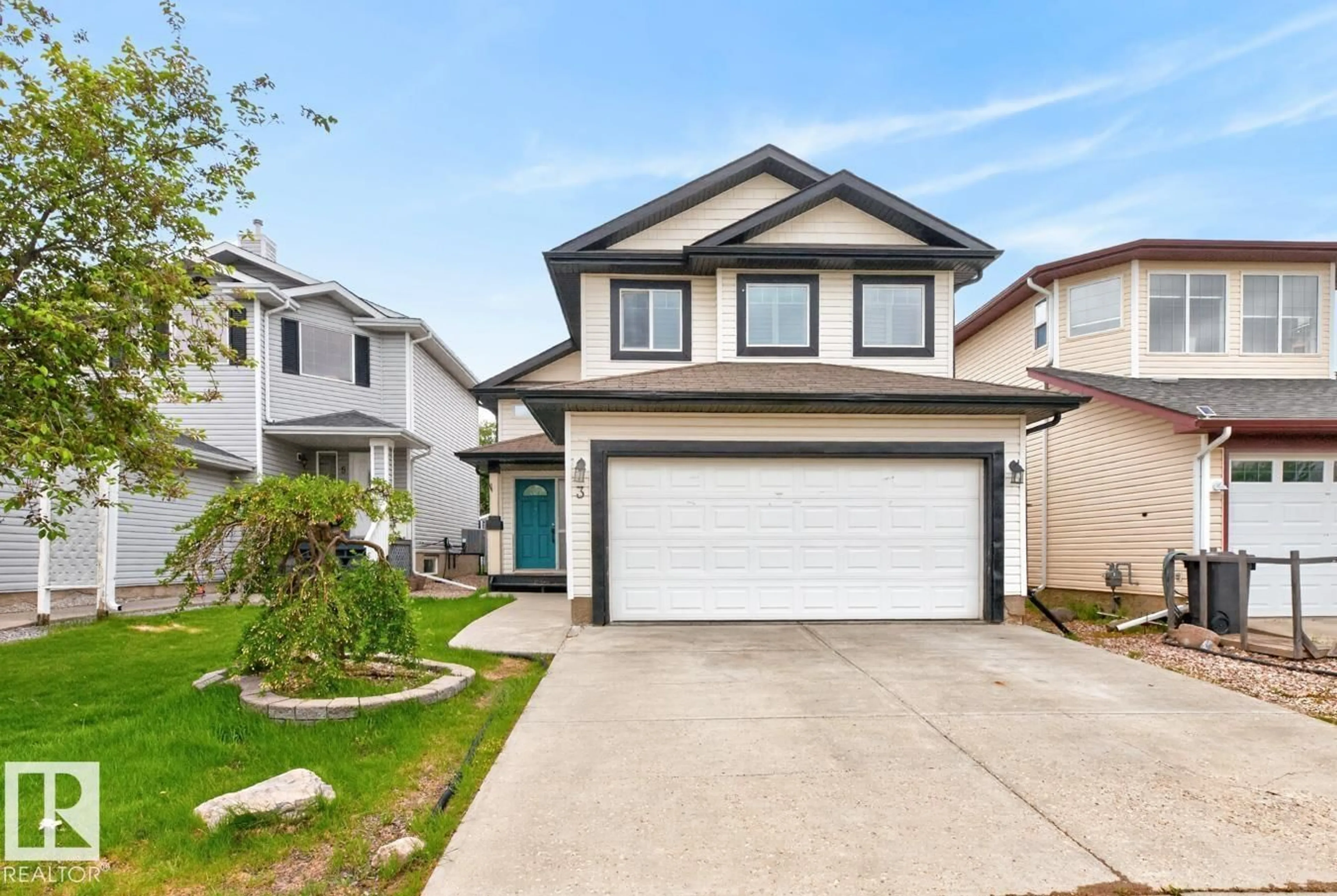 Home with vinyl exterior material, street for 3 DOUGLAS CR, Leduc Alberta T9E8P3