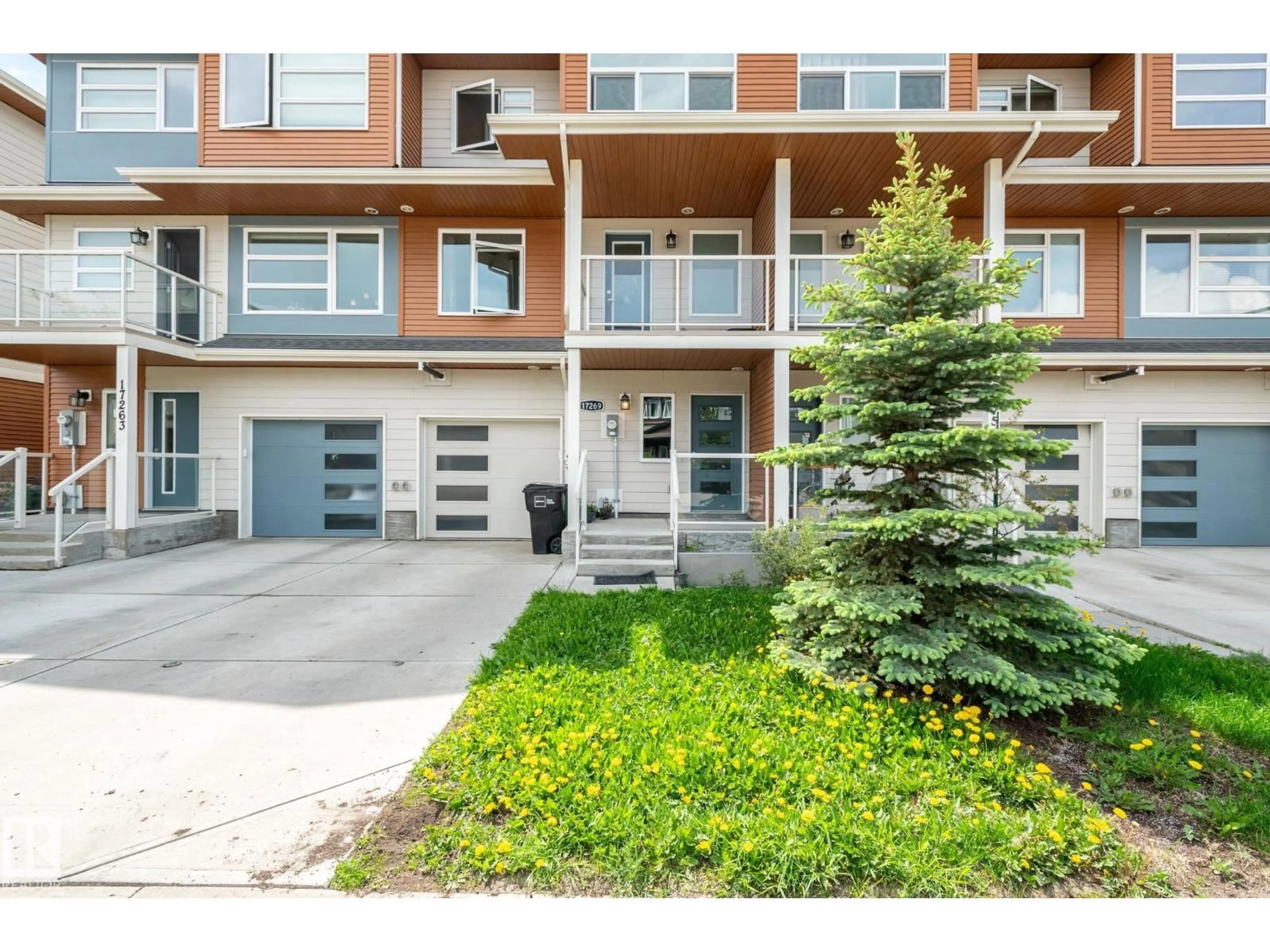 Unknown for SW - 17269 9 AV, Edmonton Alberta T6W3V4