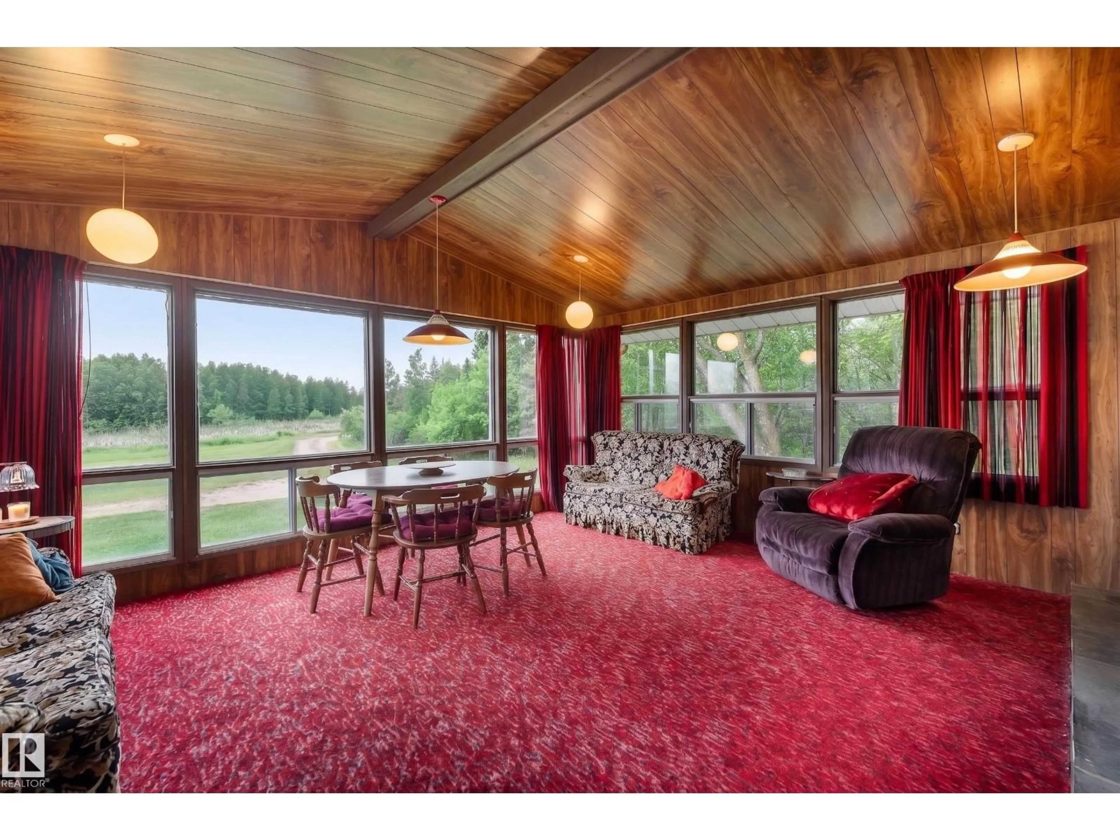 Dining room, unknown for 51268 - 177 RGE ROAD 204 RGE ROAD, Rural Strathcona County Alberta T8G1E9