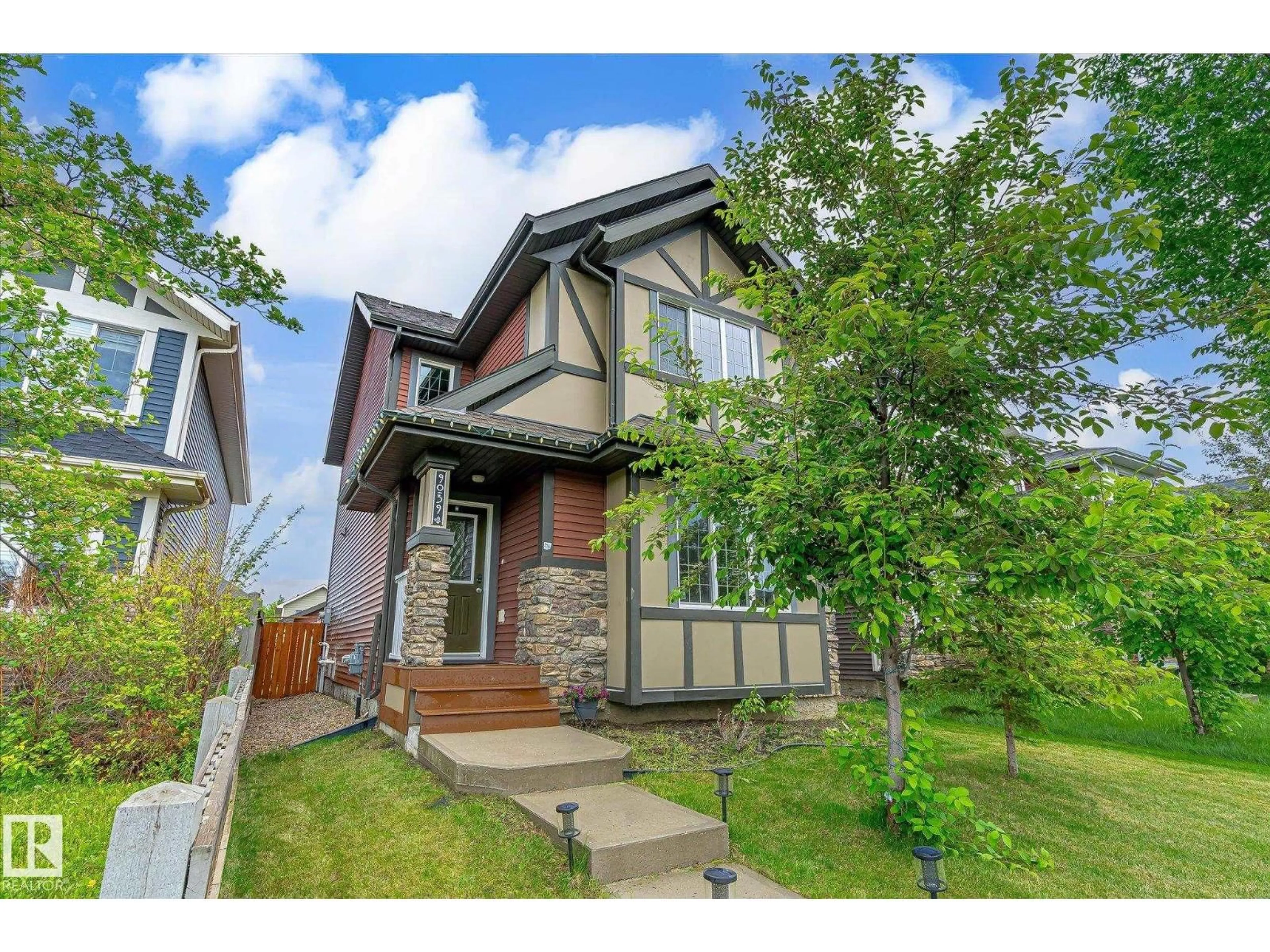Unknown for 9039 219 ST, Edmonton Alberta T5T6Z8