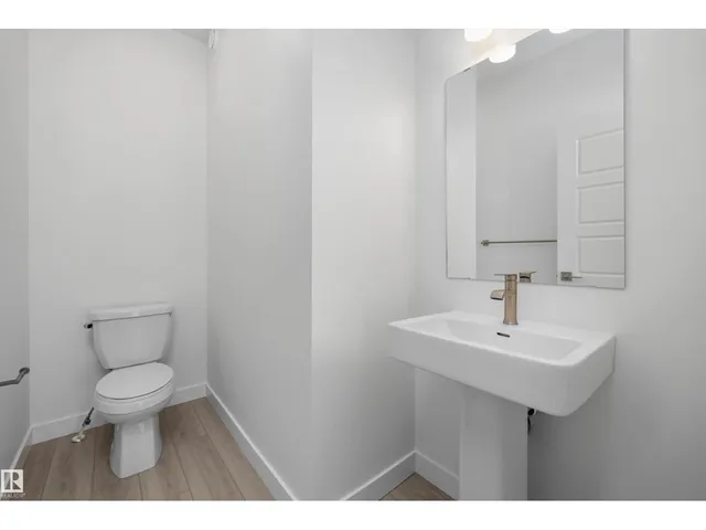 18931 24 AV, Edmonton 4