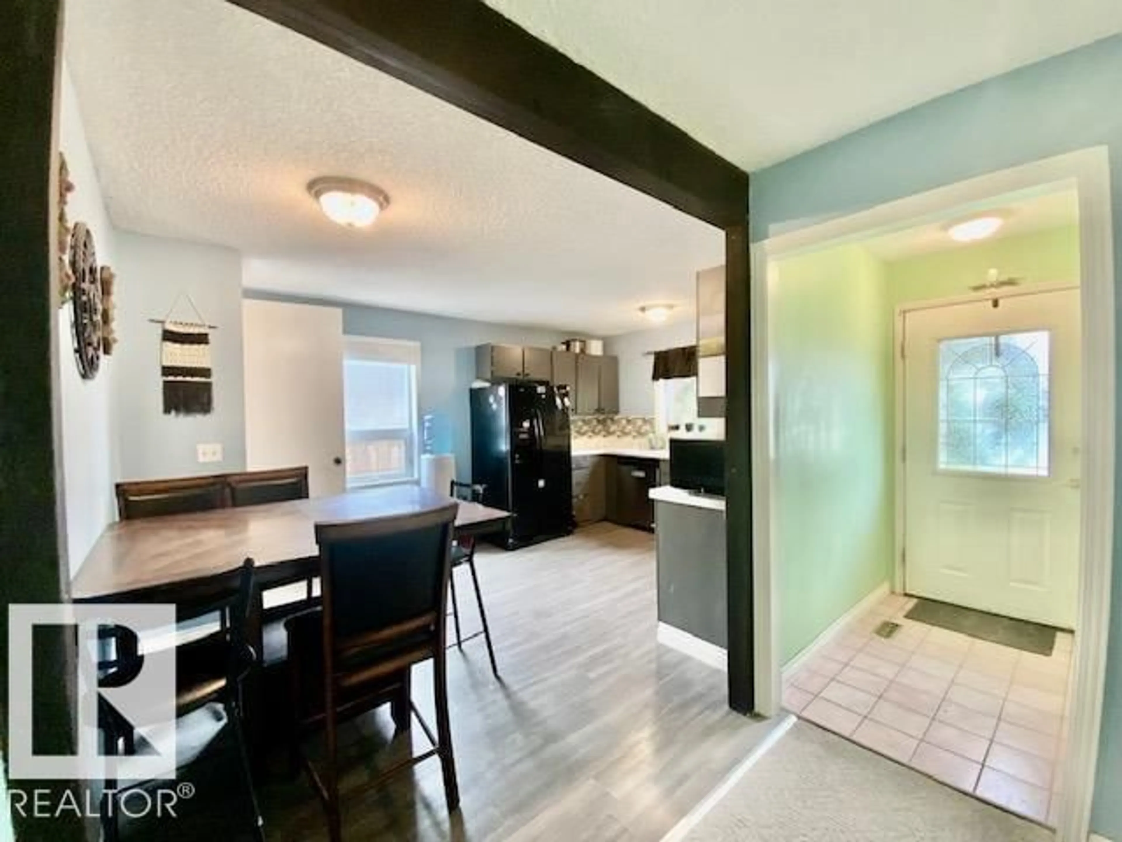 Open concept kitchen, unknown for 169 GARNET CR, Wetaskiwin Alberta T9A2S3