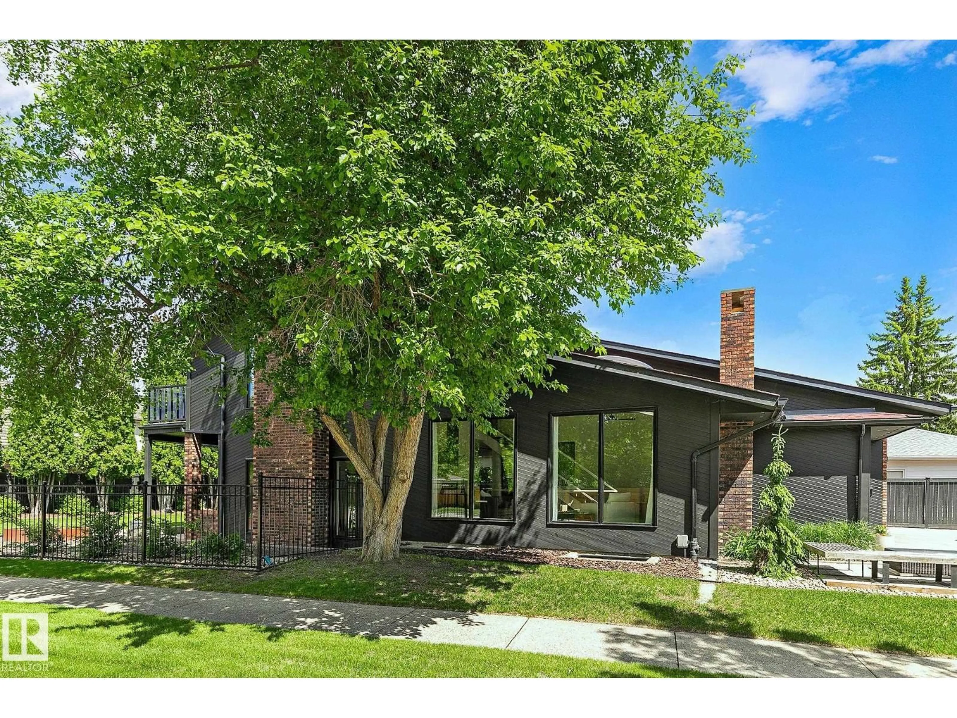 Home with brick exterior material, street for 100 WOLF WILLOW CR, Edmonton Alberta T5T1T2