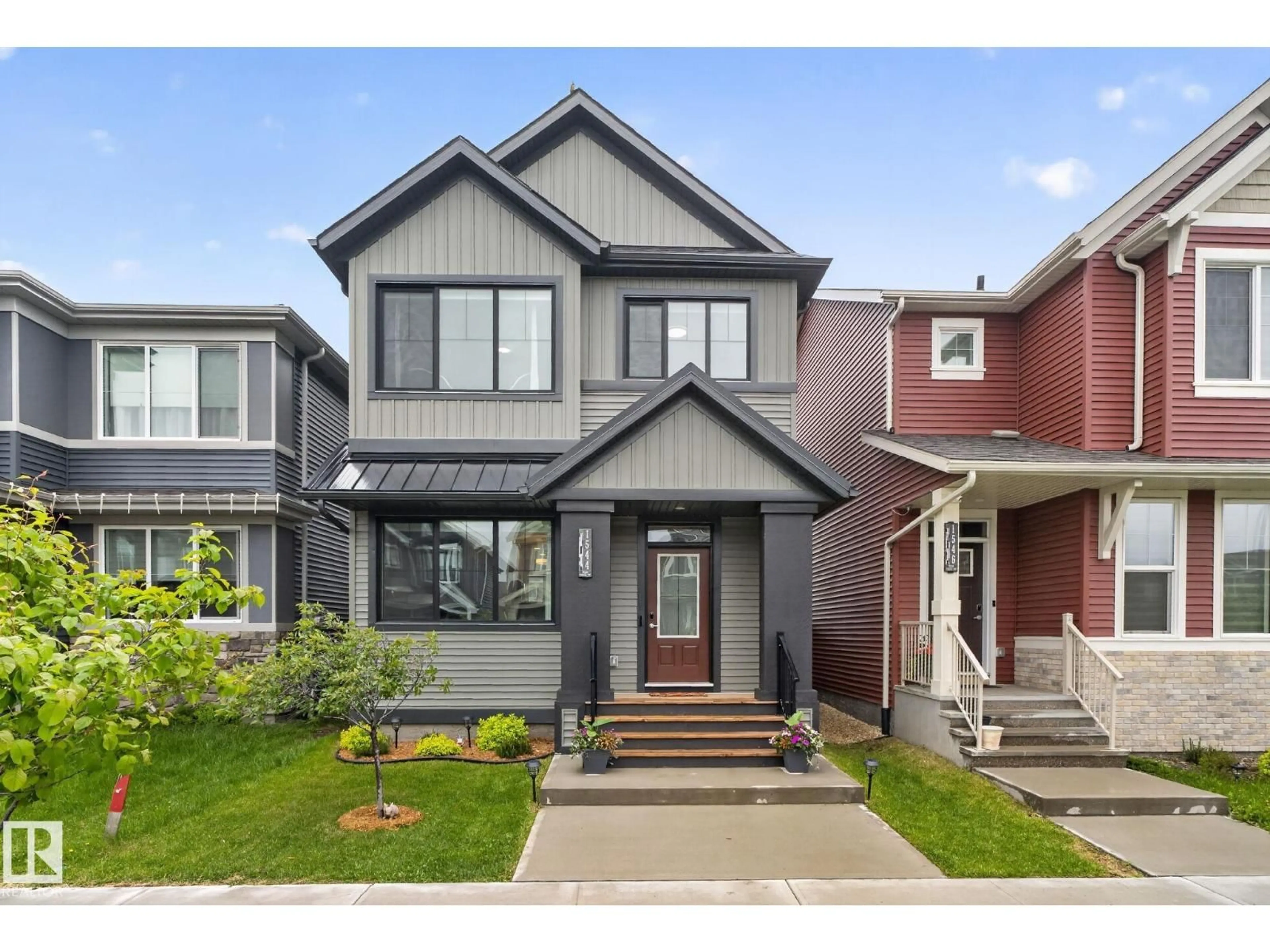 Home with vinyl exterior material, street for SW - 1544 PLUM CIRCLE CI, Edmonton Alberta T6X2Z7