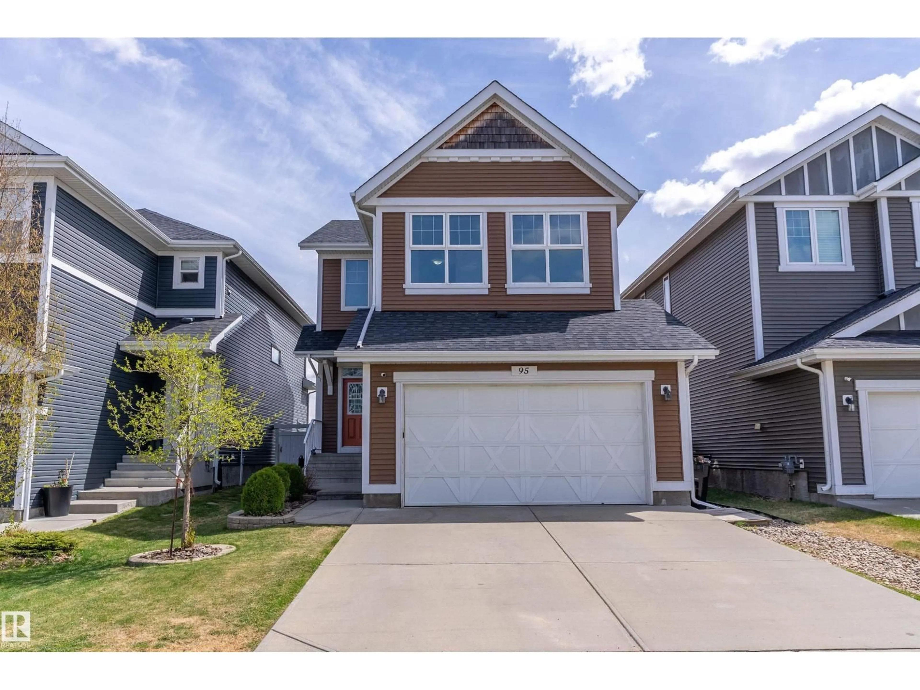 Home with vinyl exterior material, street for 95 SHEPPARD WY, Leduc Alberta T9E0T4