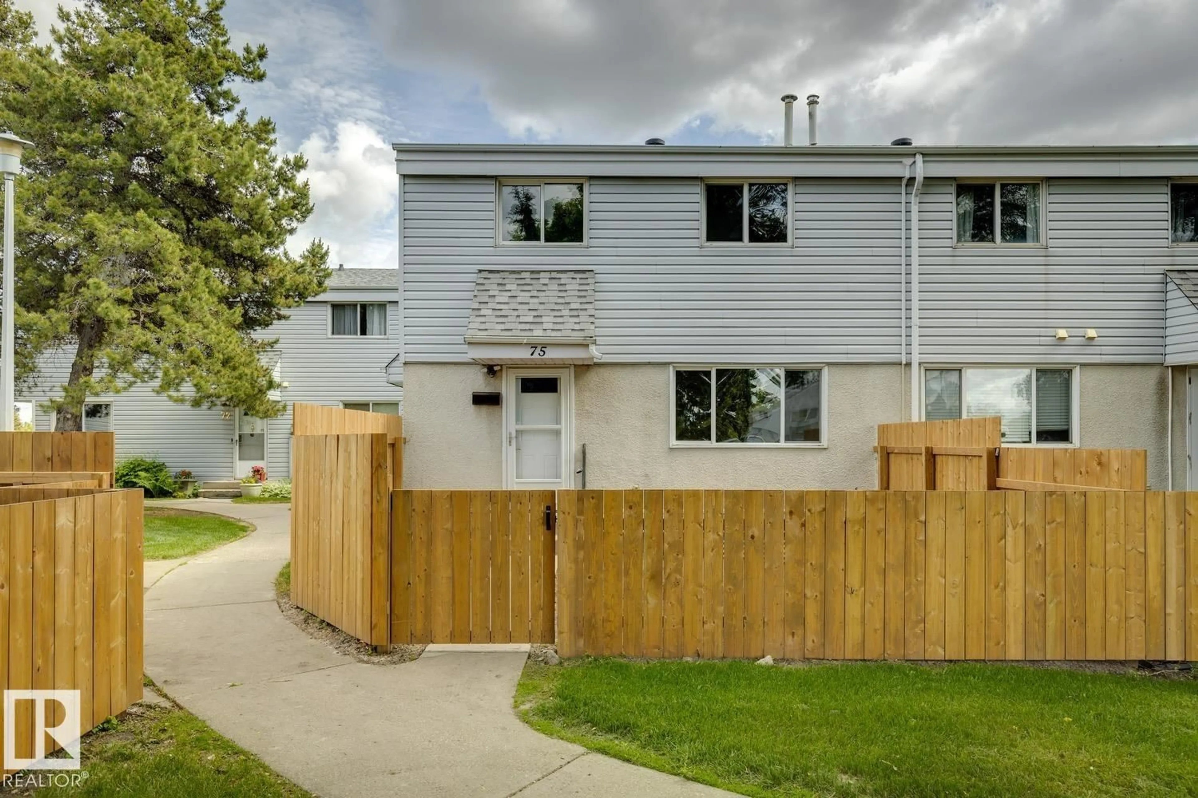 Unknown for 75 MCLEOD PL, Edmonton Alberta T5A3A8
