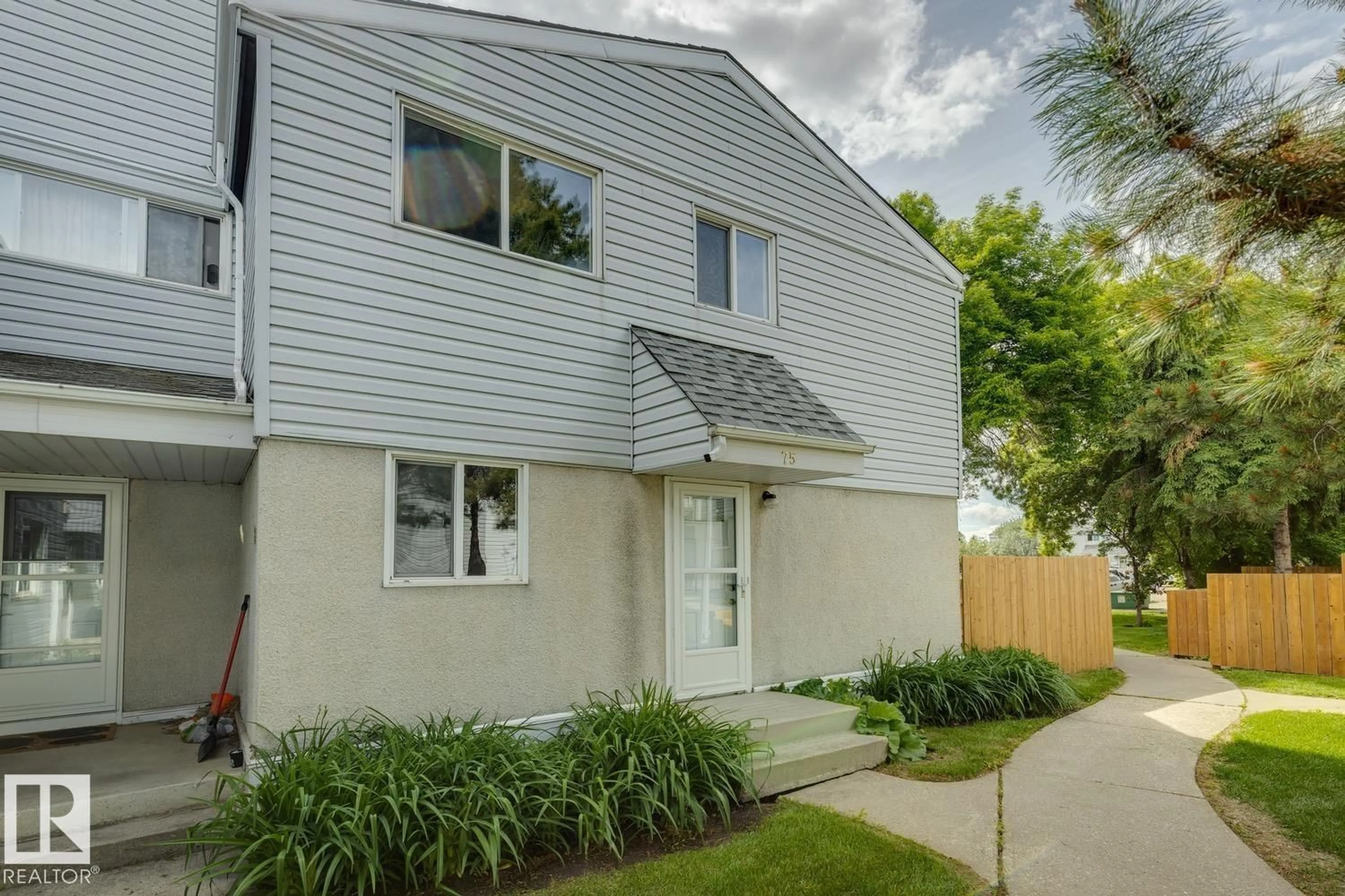 Home with vinyl exterior material, street for 75 MCLEOD PL, Edmonton Alberta T5A3A8