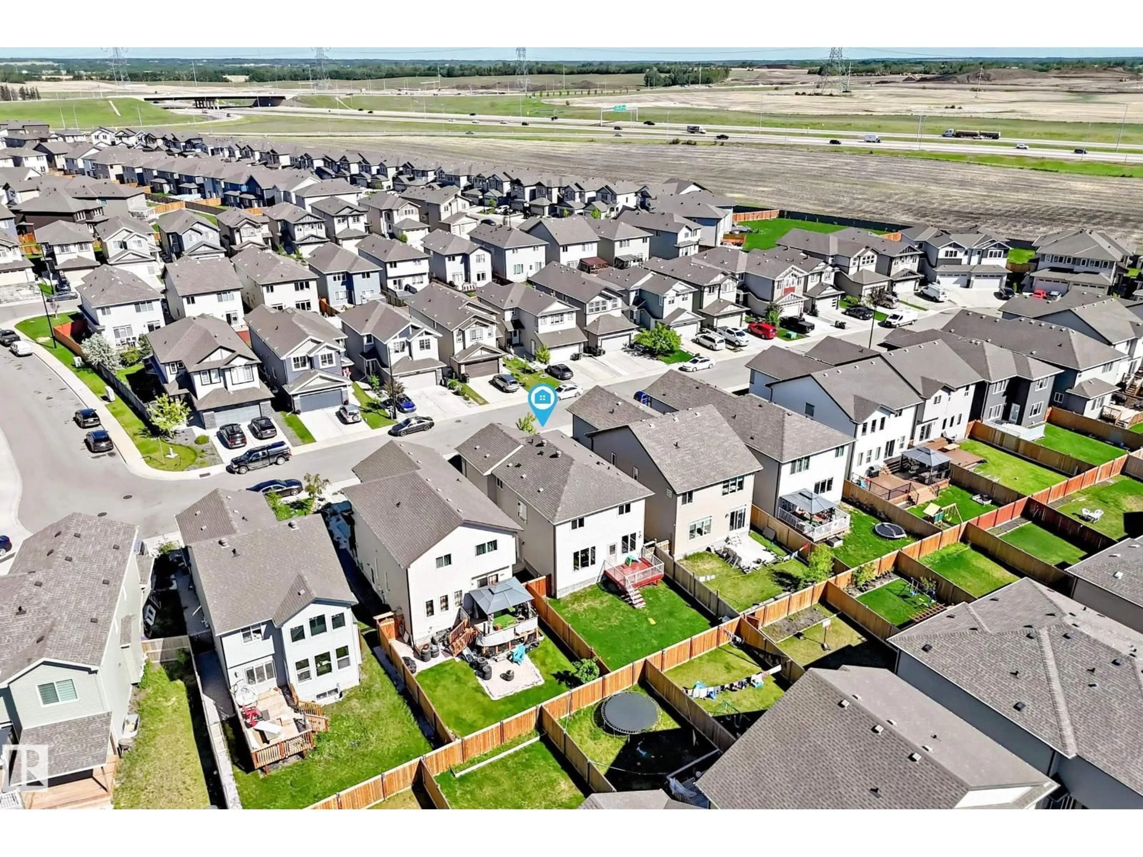 A pic from outside/outdoor area/front of a property/back of a property/a pic from drone, street for NW - 1238 26A ST, Edmonton Alberta T6T2J4