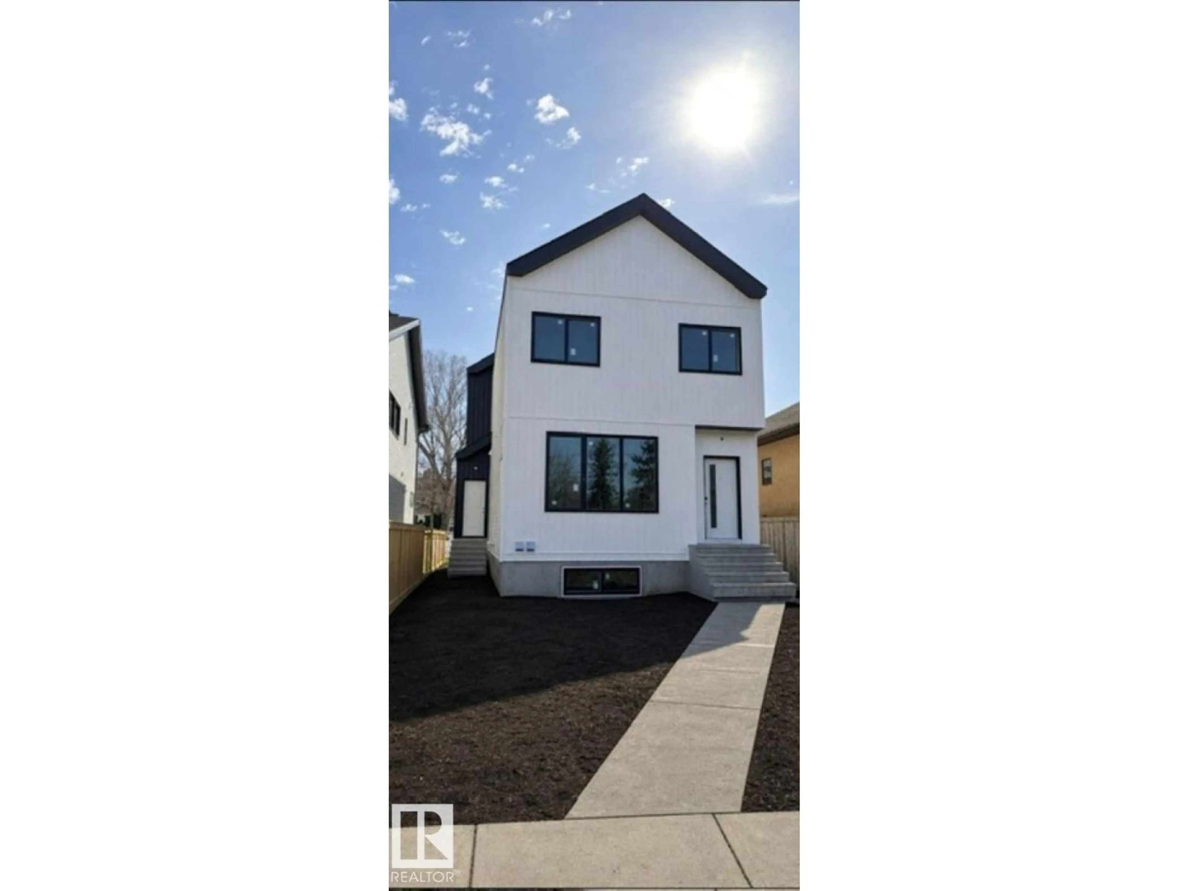 Unknown for 11336 130 ST, Edmonton Alberta T5M1A2
