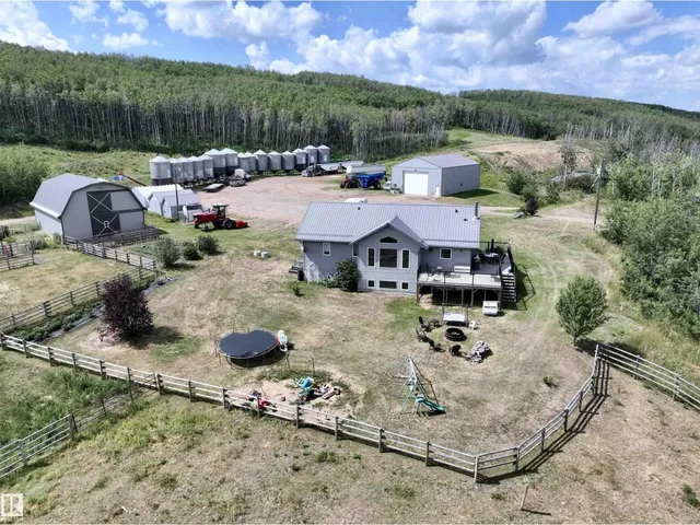 57506 RR 81, Rural St. Paul County
