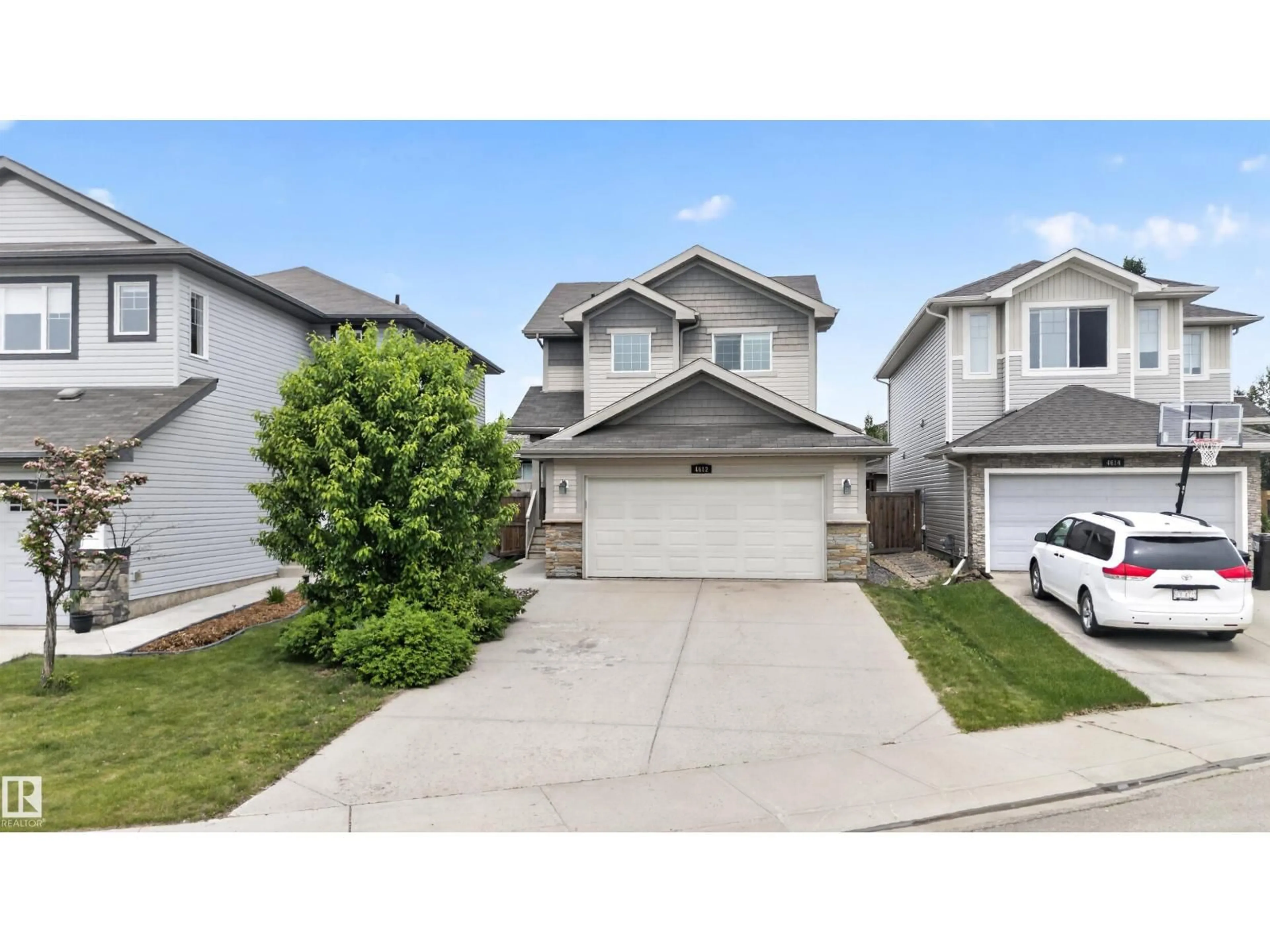 Unknown for 4612 WESTCLIFF PT SW, Edmonton Alberta T6W2S9
