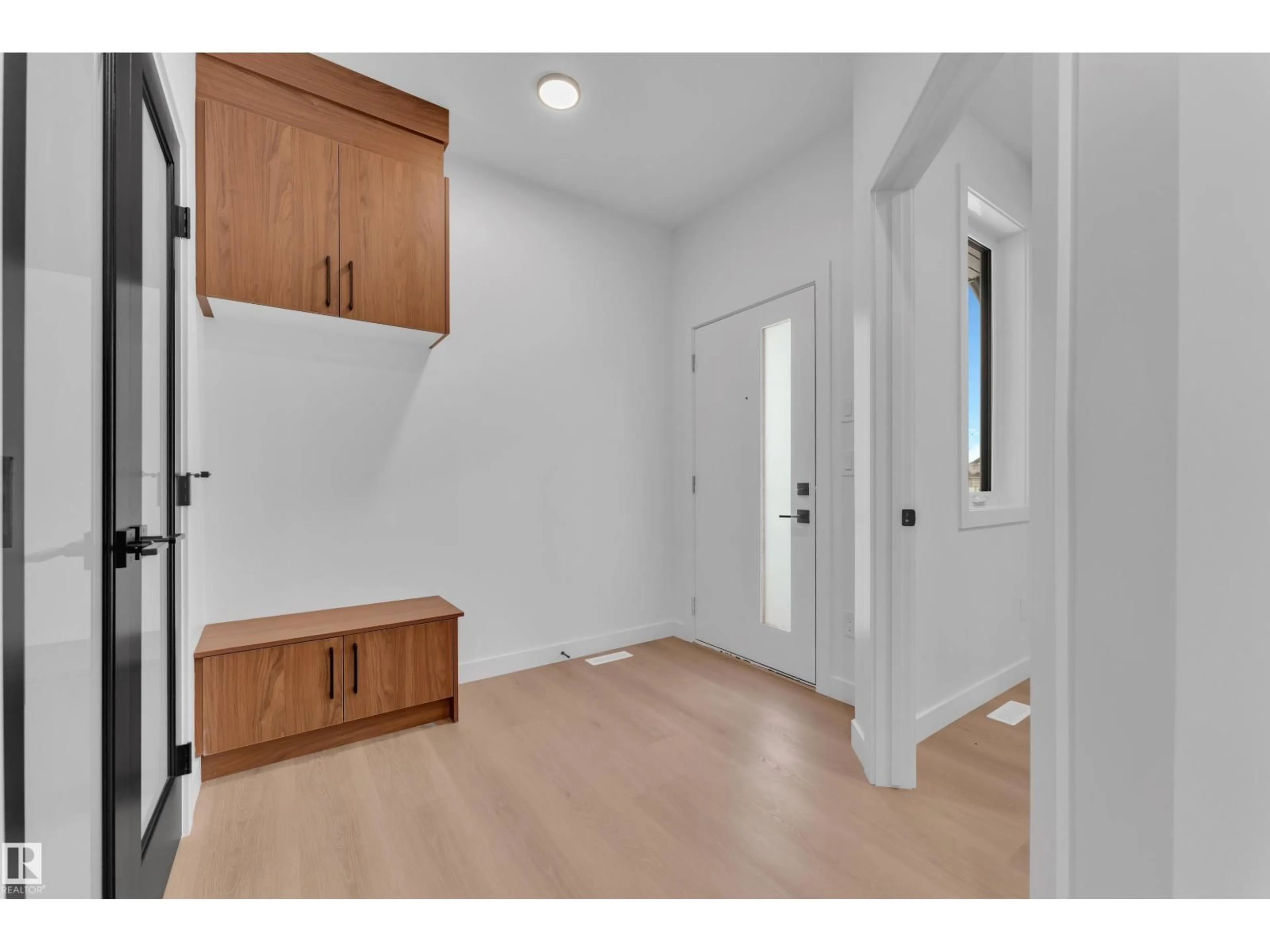 Unknown for 8 ELDRIDGE PT, St. Albert Alberta T8N8C3