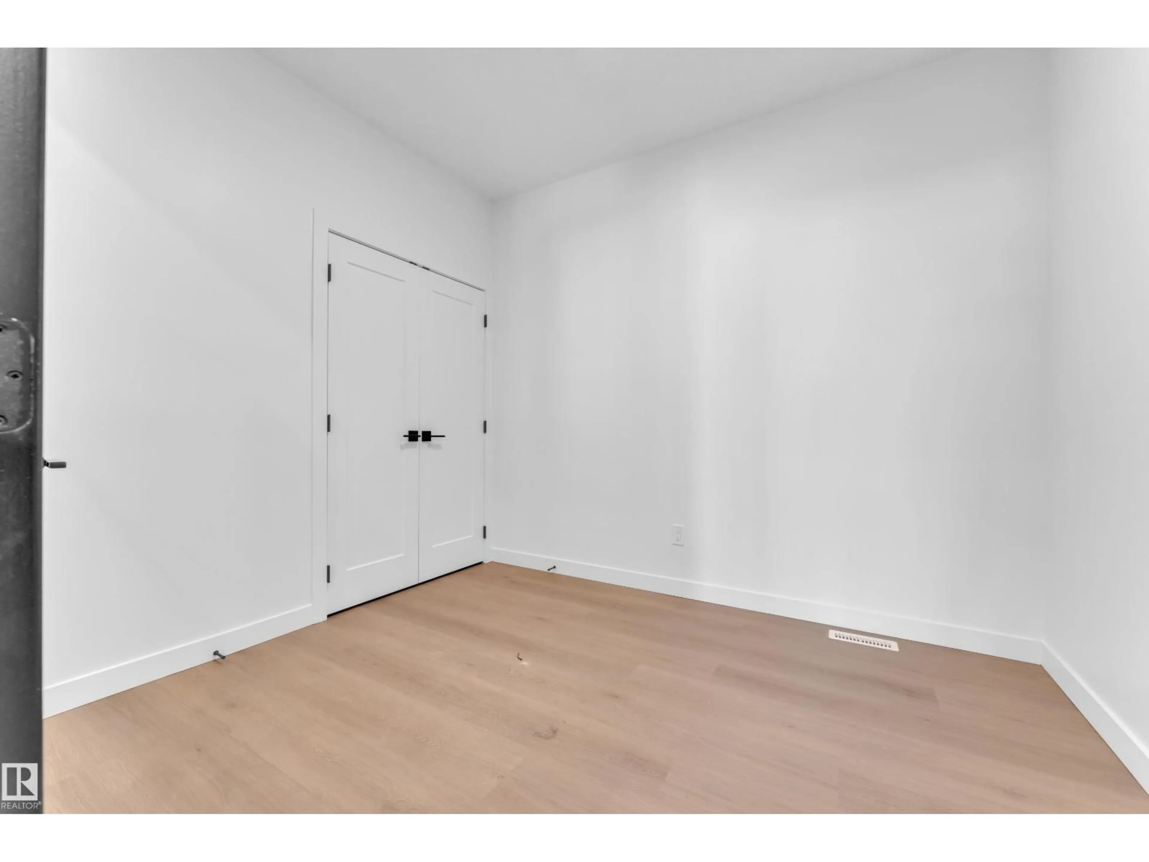 Unknown for 99 ELDRIDGE PT, St. Albert Alberta T8N8C3