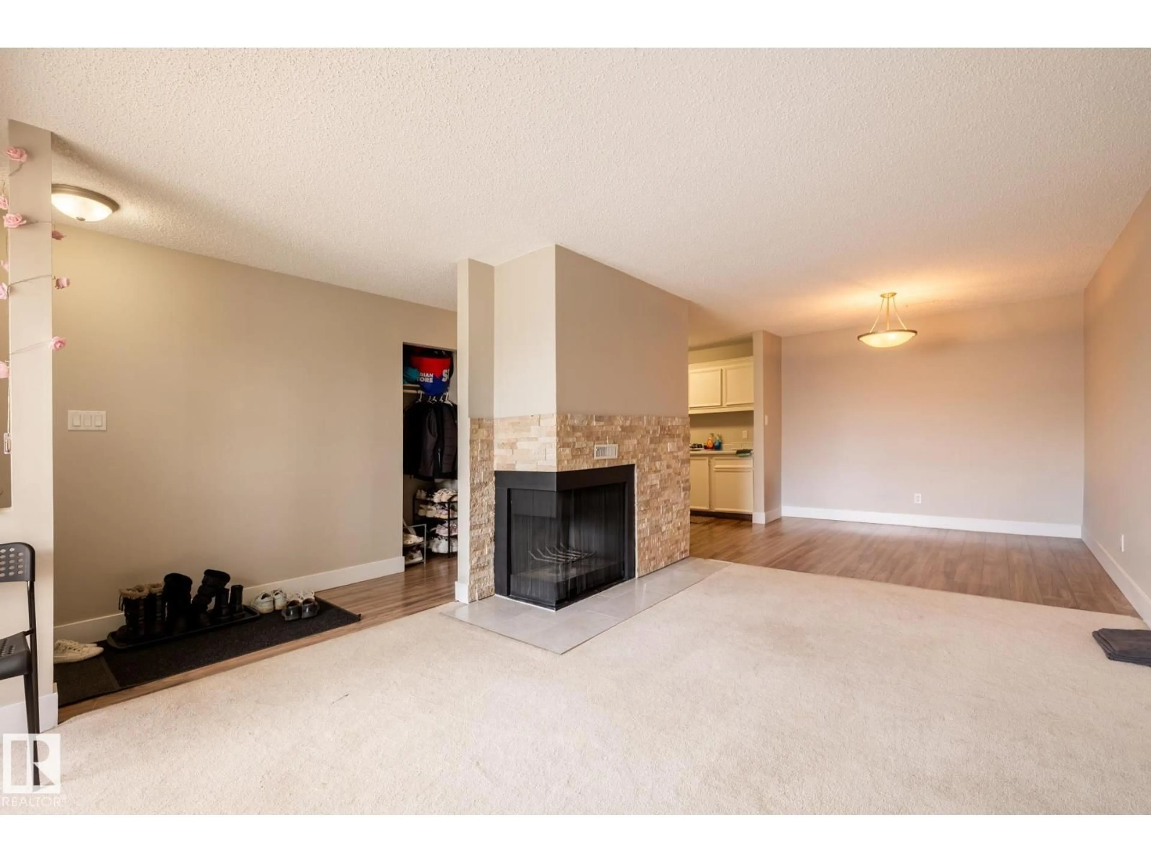 Unknown for #8 - 2703 79 ST, Edmonton Alberta T6K3Z6