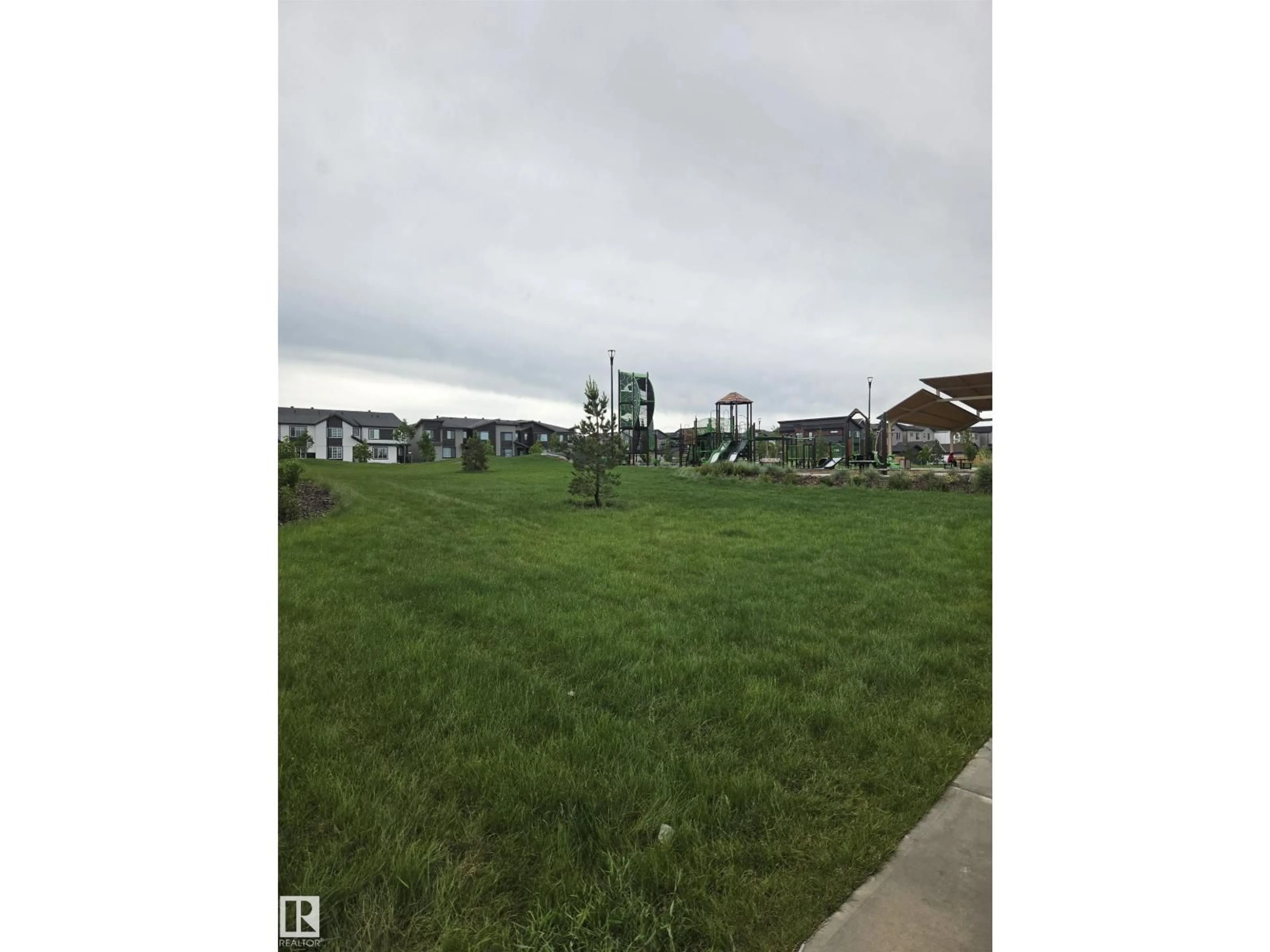 Blurry image for SW - 113 29A ST, Edmonton Alberta T6X3E1