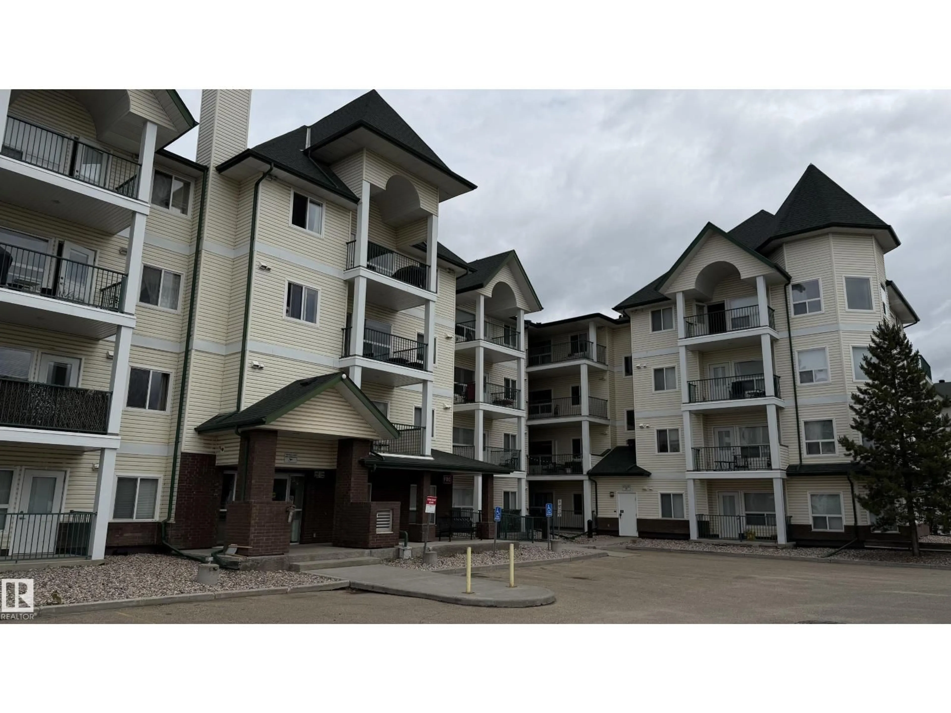 Unknown for #202 - 13635 34 ST, Edmonton Alberta T5A0C4