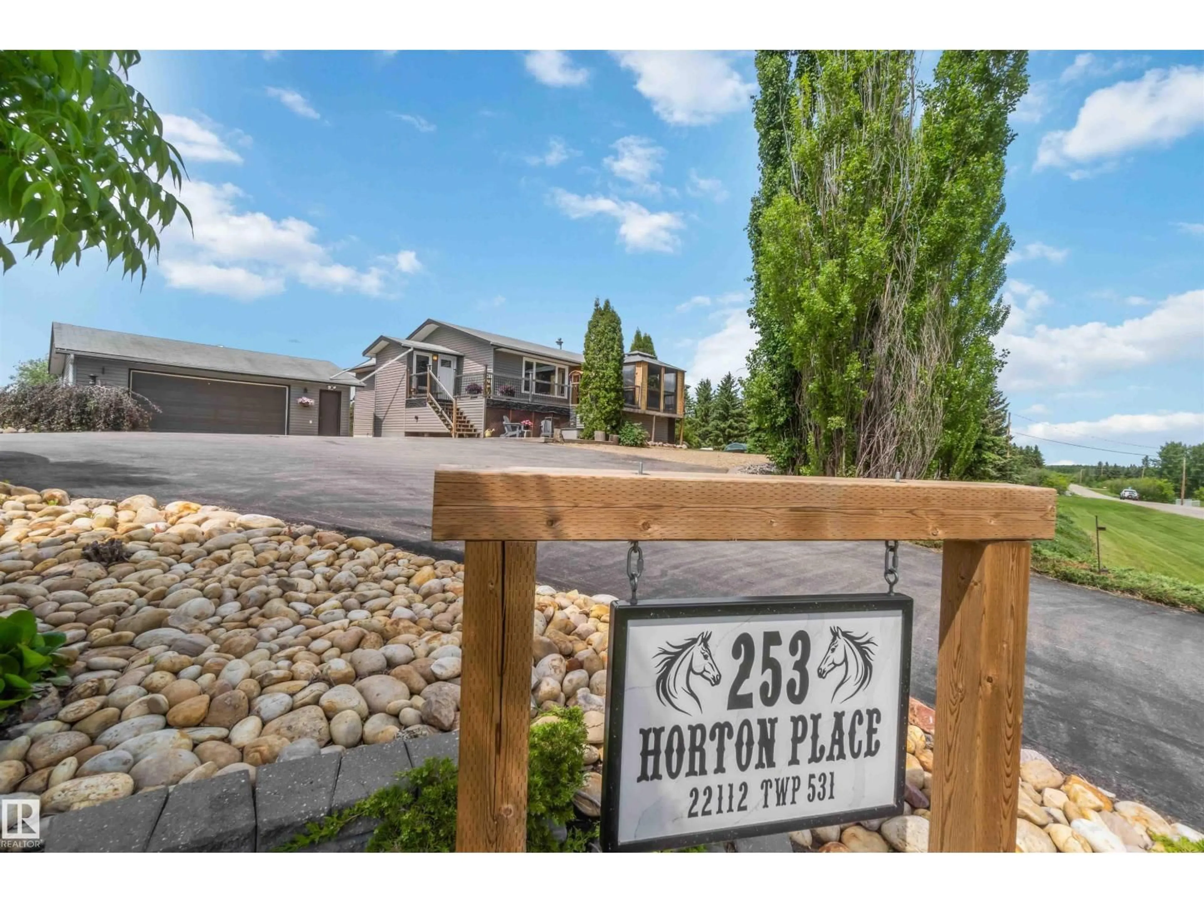 Patio, water/lake/river/ocean view for 253 22112 TWP ROAD 531, Rural Strathcona County Alberta T8E2E4