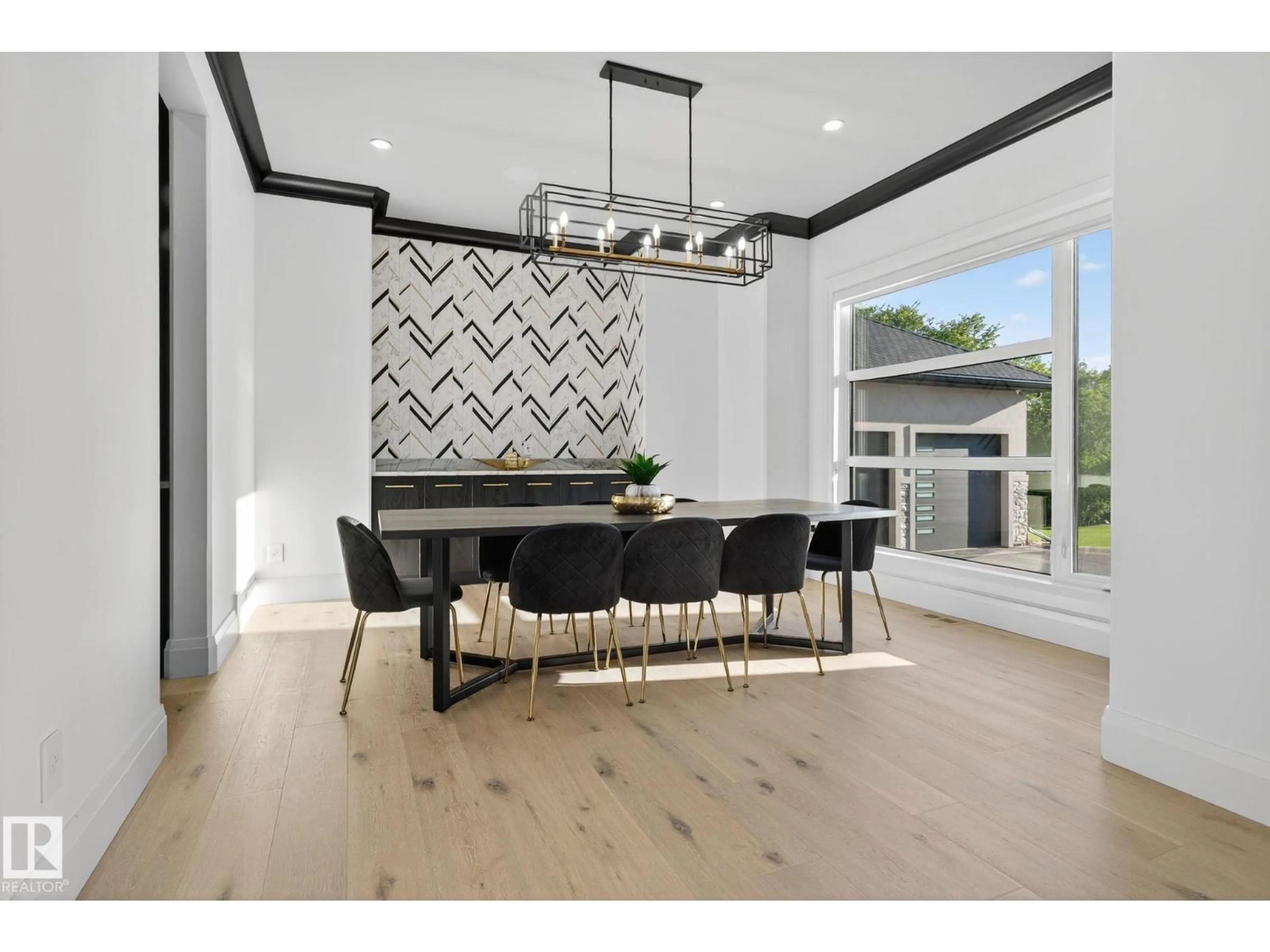 Dining room, unknown for 52355 RGE ROAD 233, Rural Strathcona County Alberta T8B1C6