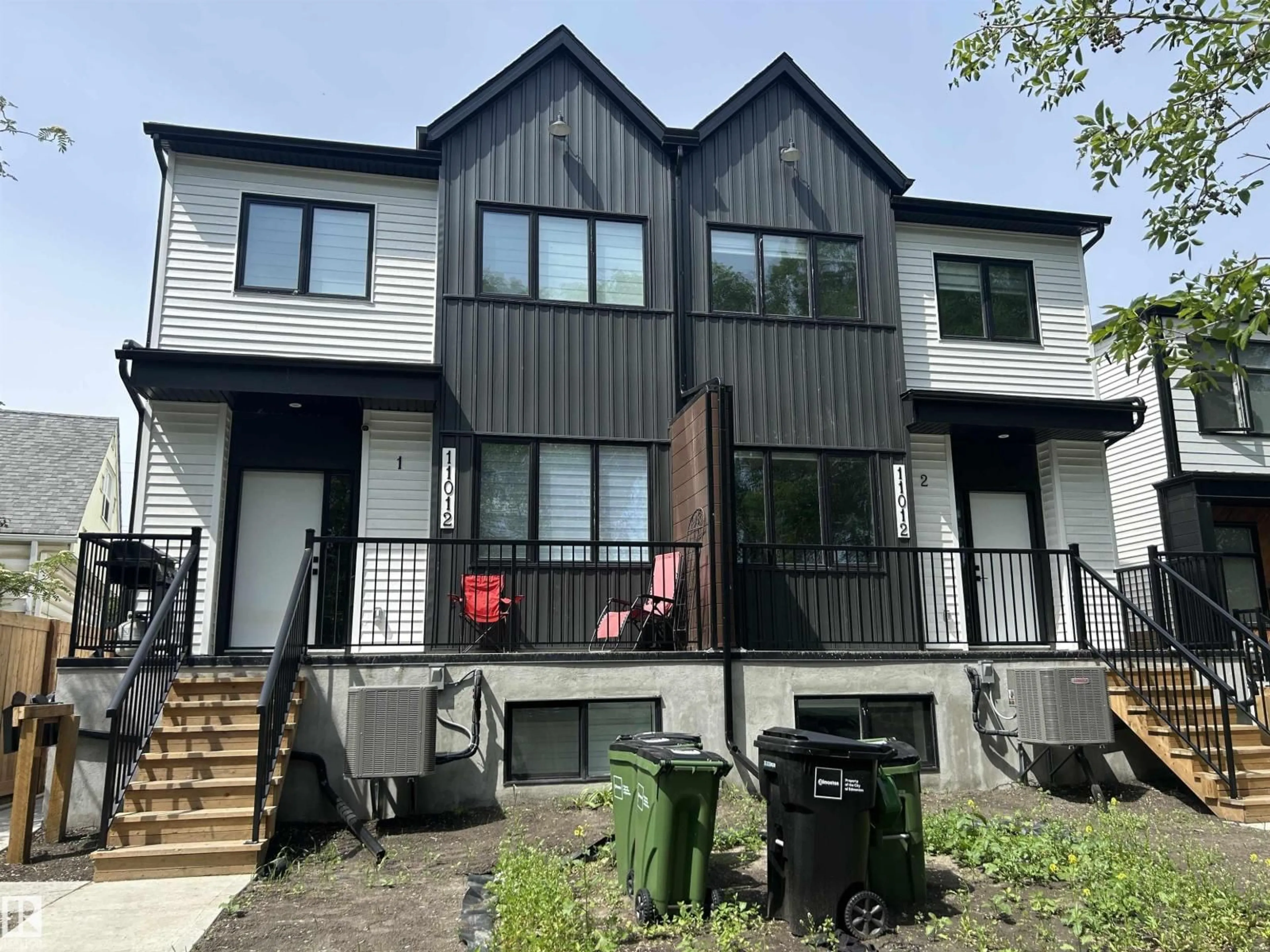 Home with vinyl exterior material, unknown for NW - 11012 132 ST, Edmonton Alberta T5M1E2