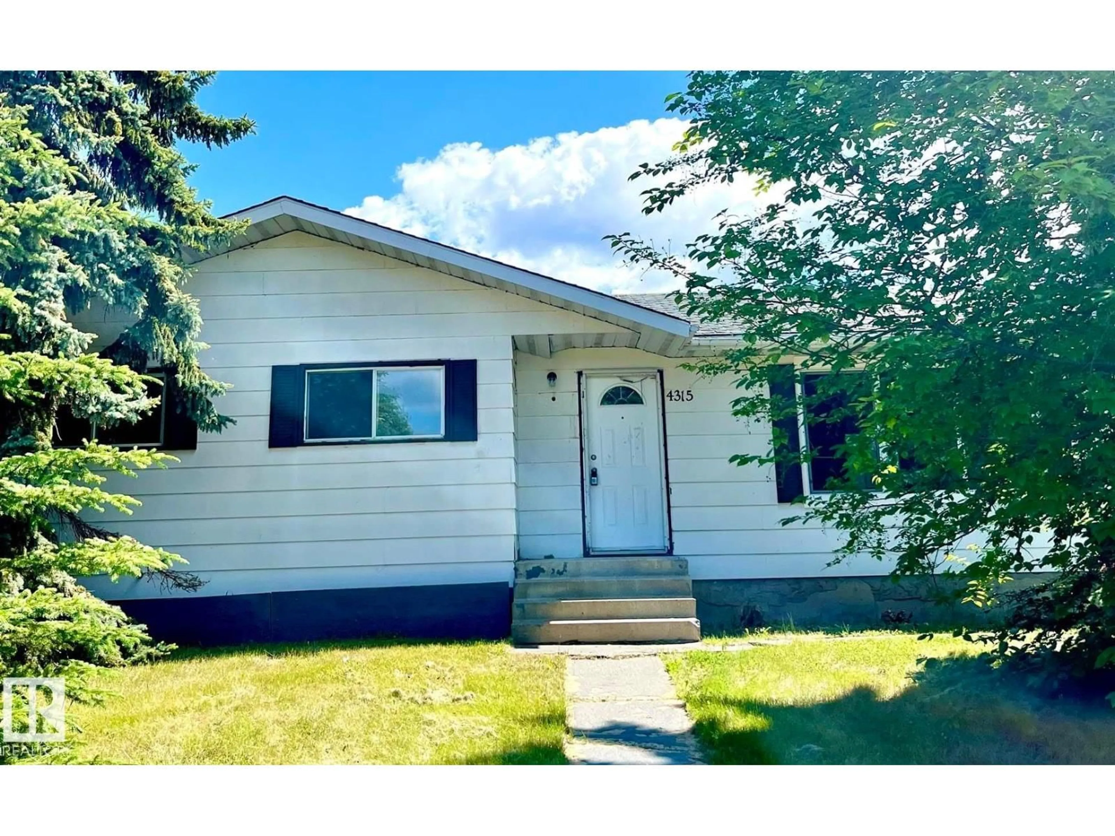 Home with vinyl exterior material, street for 4315 42 ST, Bonnyville Town Alberta T9N1W6