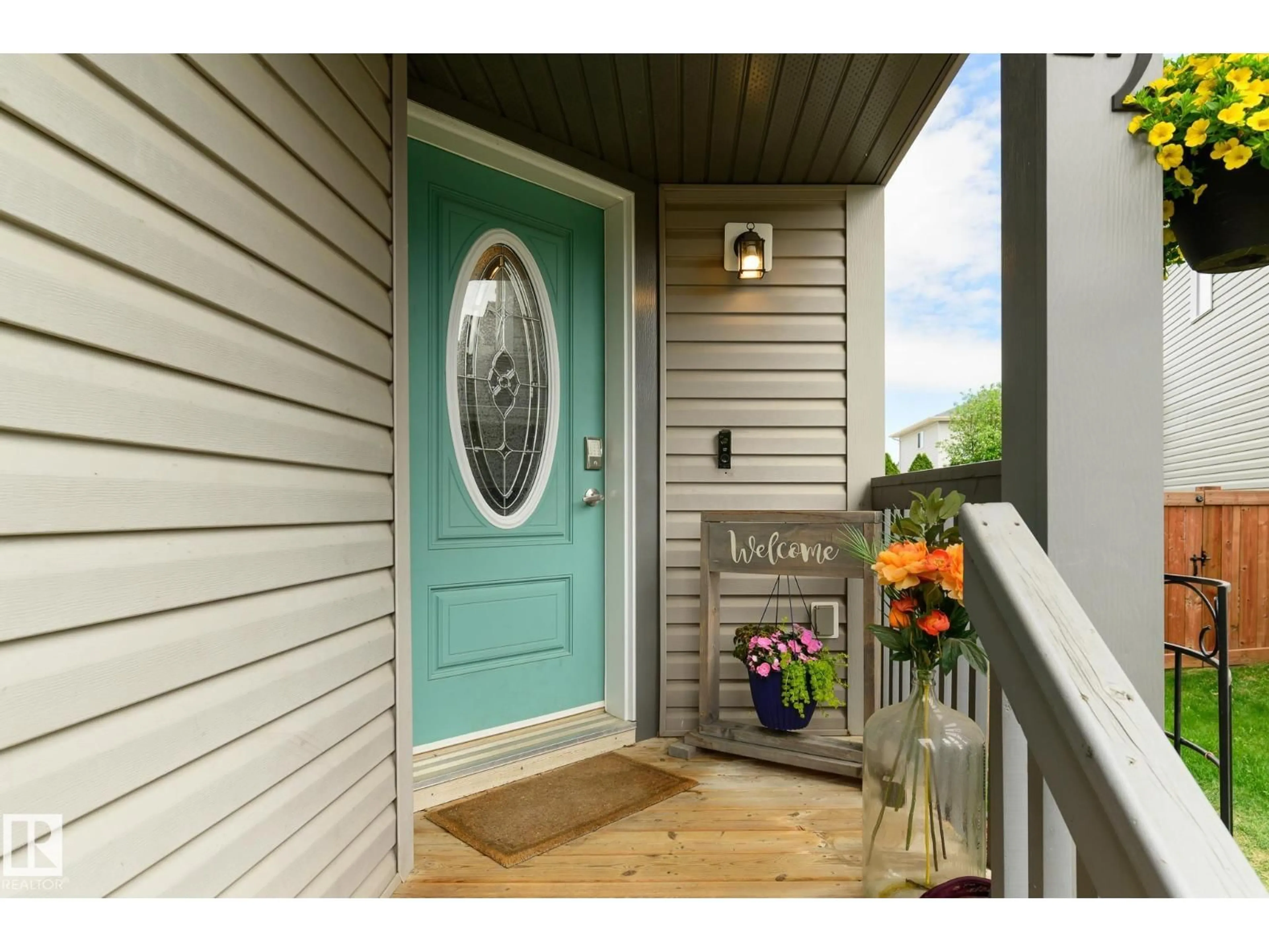 Indoor entryway for 22 SPRING CV, Spruce Grove Alberta T7X0L5