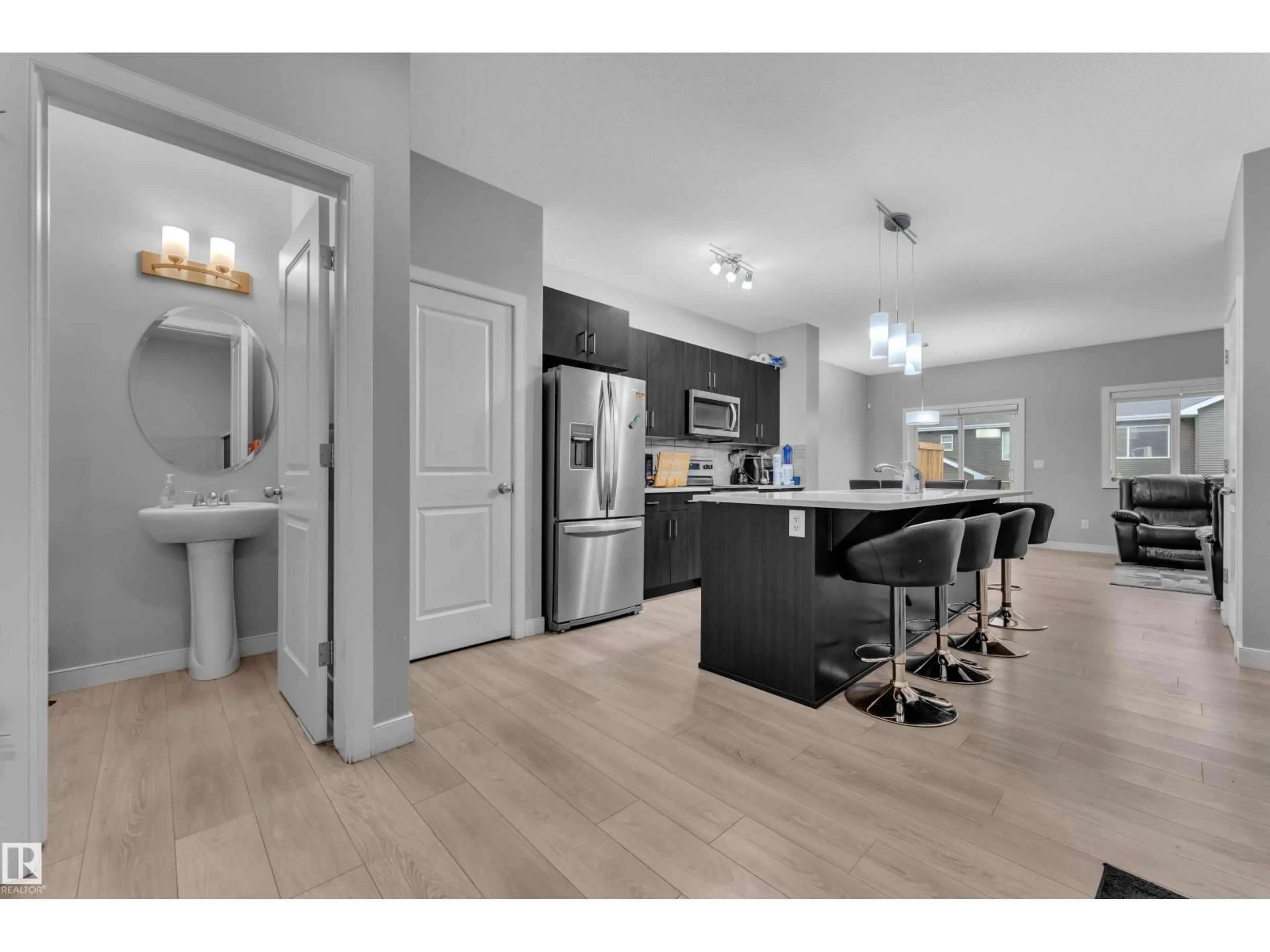 Open concept kitchen, unknown for SW - 9328 PEAR LINK LI, Edmonton Alberta T6X2V9