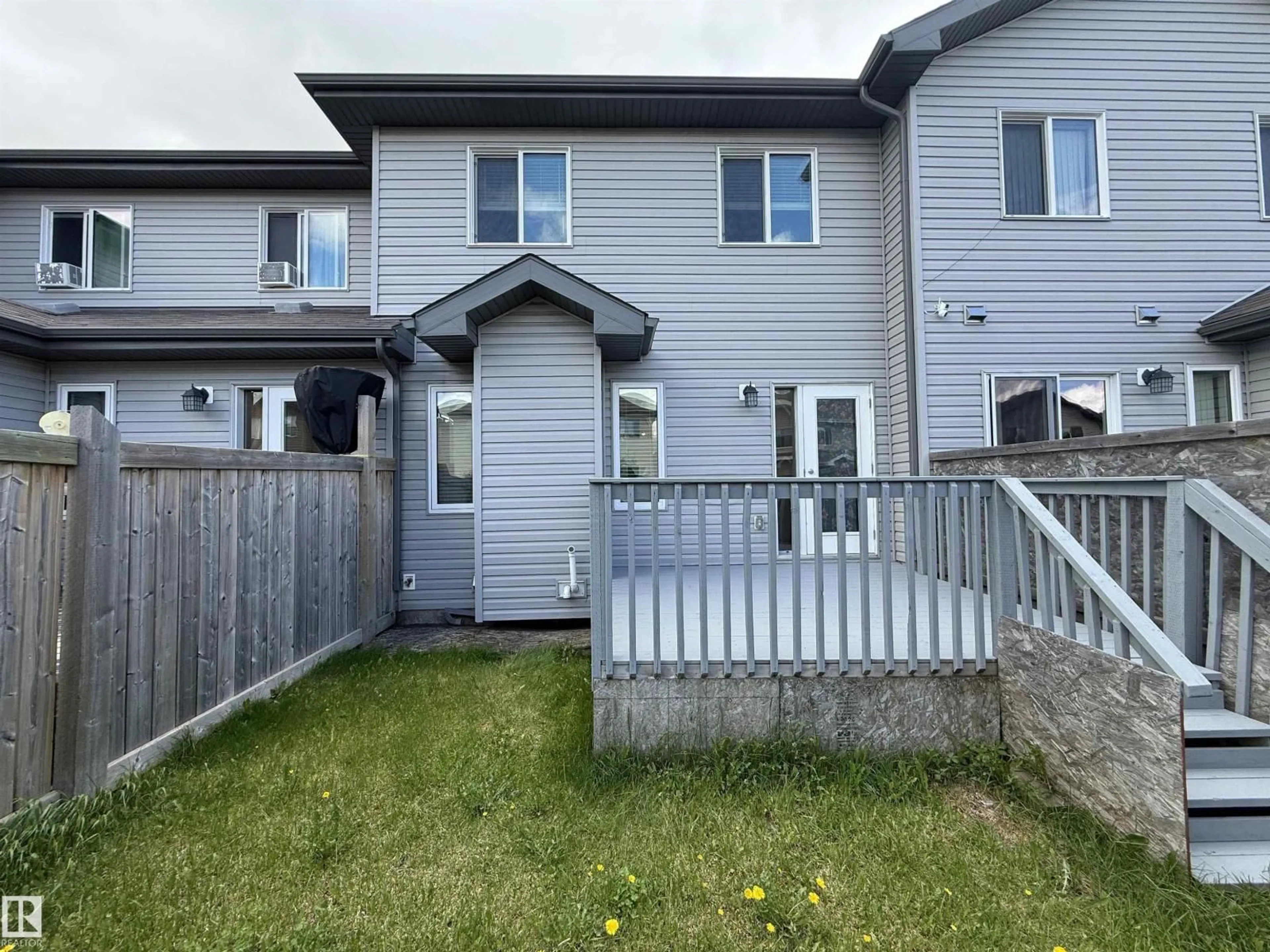 A pic from outside/outdoor area/front of a property/back of a property/a pic from drone, street for 3044 16 AV, Edmonton Alberta T6T0T9