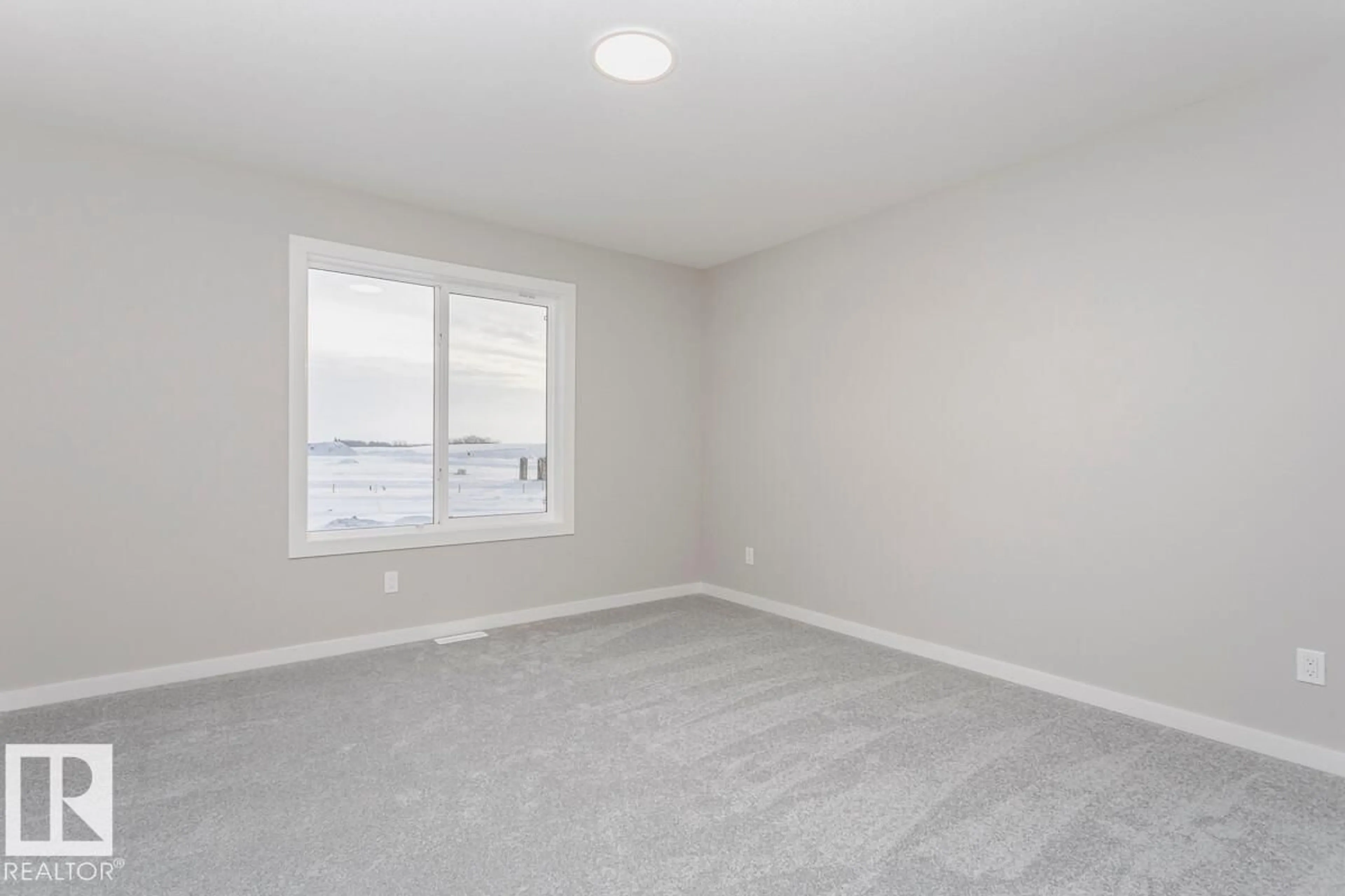 A pic of a room for 2851 64 ST, Edmonton Alberta T6X0M8